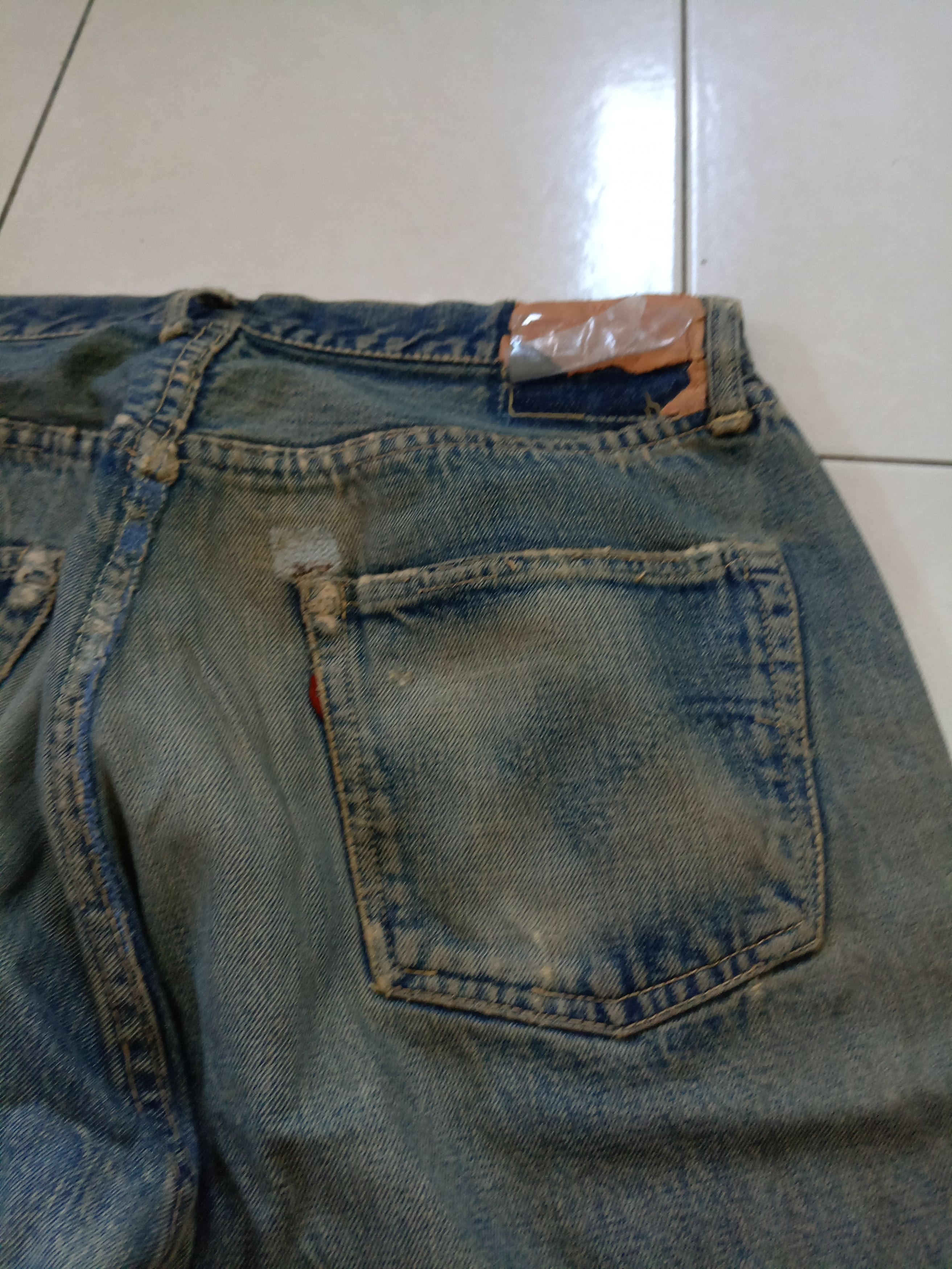 Levi's Vintage Levi's 501xx big E distressed jeans Size US 31 - 12 Thumbnail
