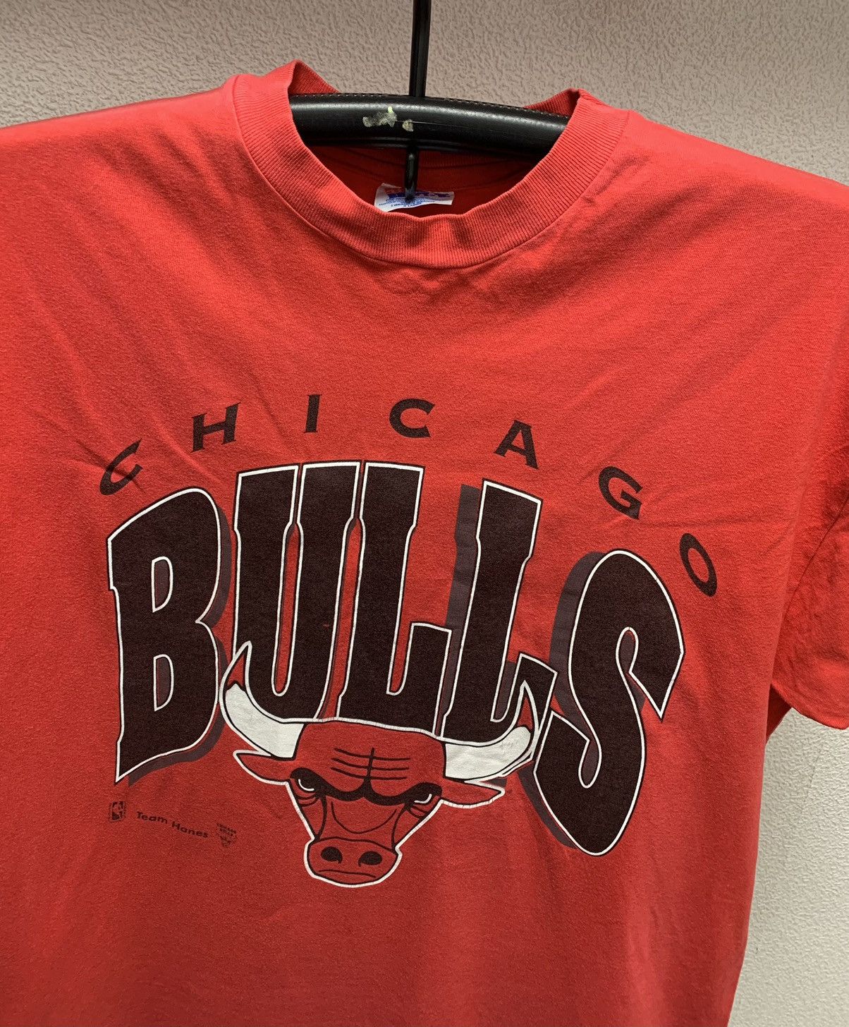 NBA Chicago bulls vintage red t-shirt single made in Usa Xl Size US XL / EU 56 / 4 - 4 Thumbnail