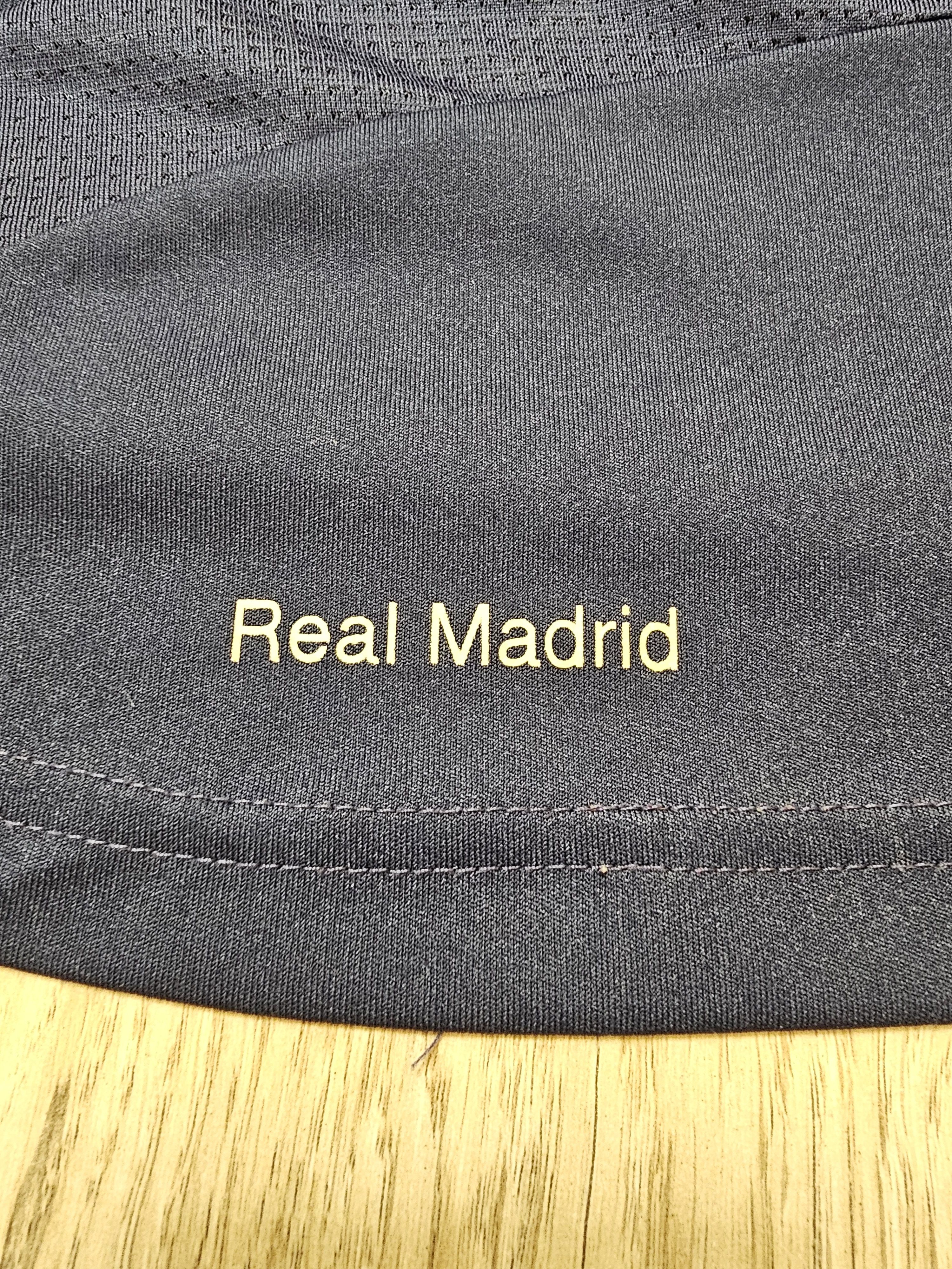 Adidas REAL MADRID 2007 2008 AWAY FOOTBALL SOCCER JERSEY VINTAGE Size US M / EU 48-50 / 2 - 5 Thumbnail