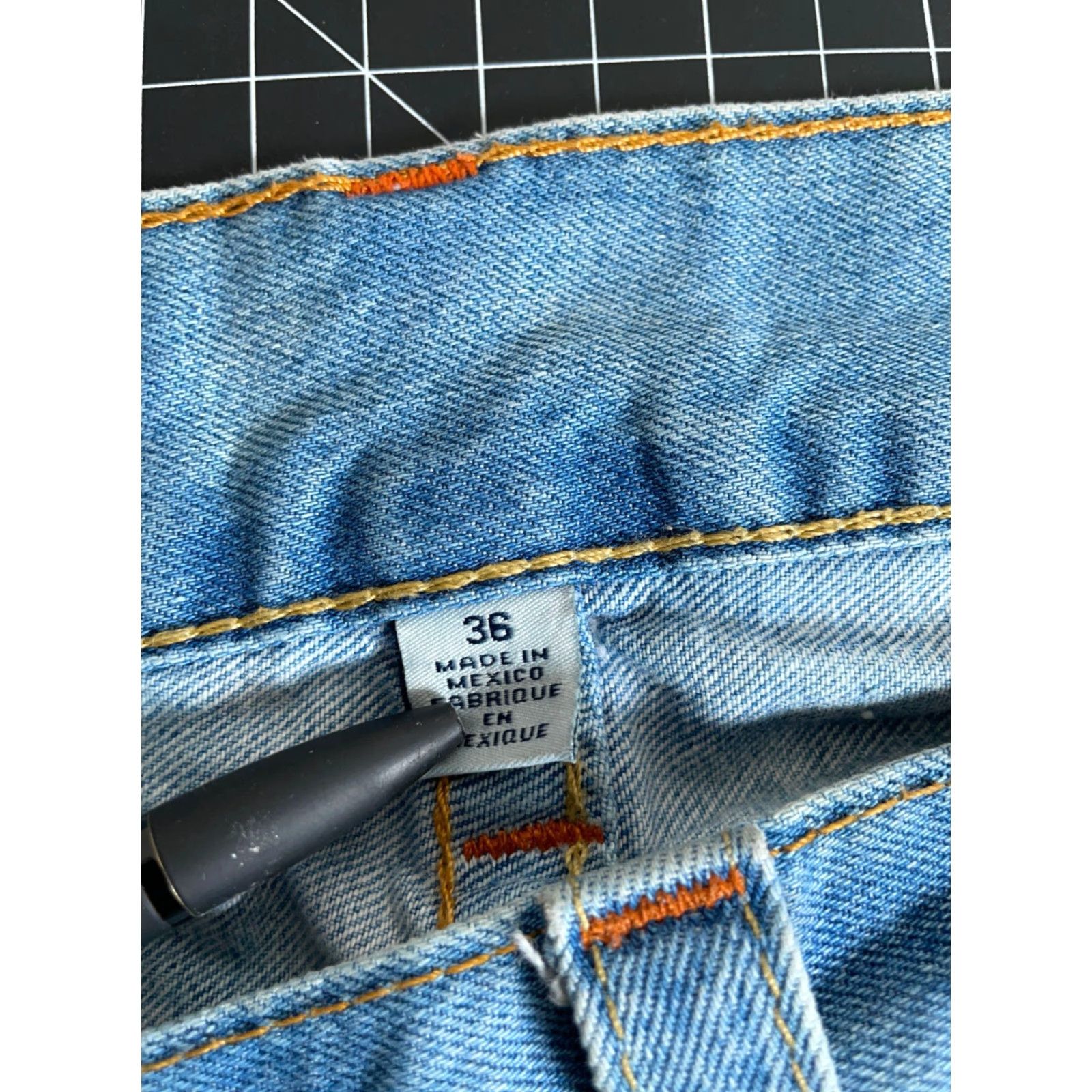 True Religion VINTAGE True Religion Men's Jeans 36 Light Wash Blue Straight Fit 90s Rock Style Denim Size US 36 / EU 52 - 4 Thumbnail