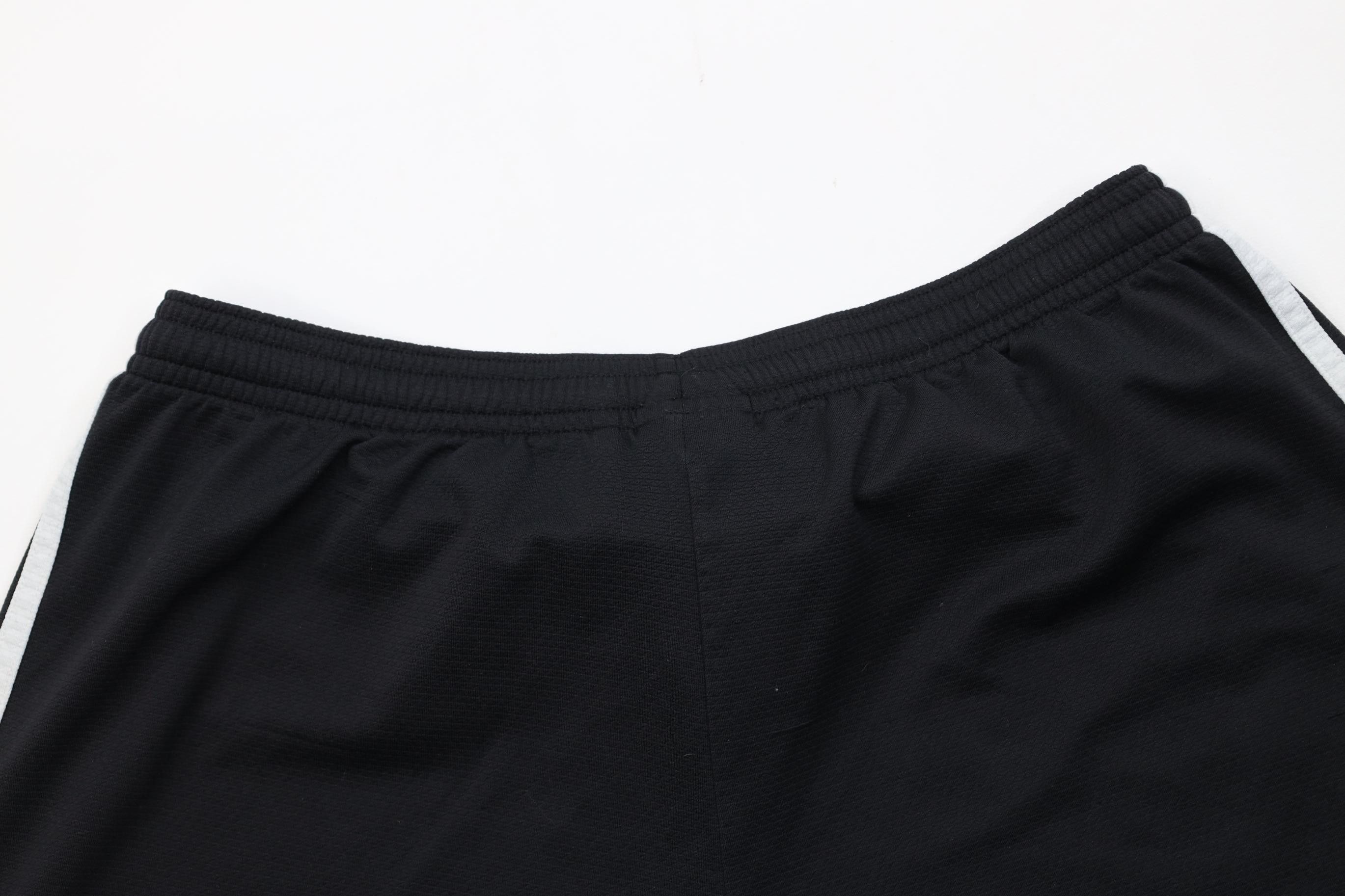 Adidas Vintage Y2K Adidas Running Jogging Soccer Shorts Black Size US 32 / EU 48 - 9 Thumbnail