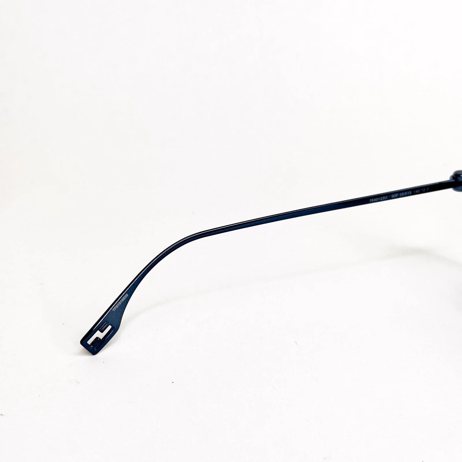 Fendi FENDI BAGUETTE 40123 Navy Fashion Sunglasses FE40123U 90P Size ONE SIZE - 7 Thumbnail