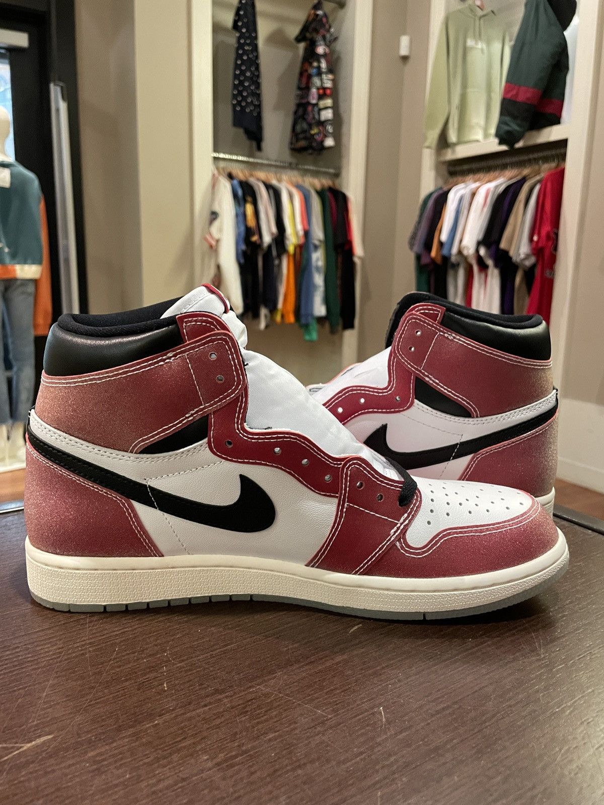 Jordan Brand Jordan 1 Retro High Trophy Room Chicago Size US 10.5 / EU 43-44 - 3 Thumbnail