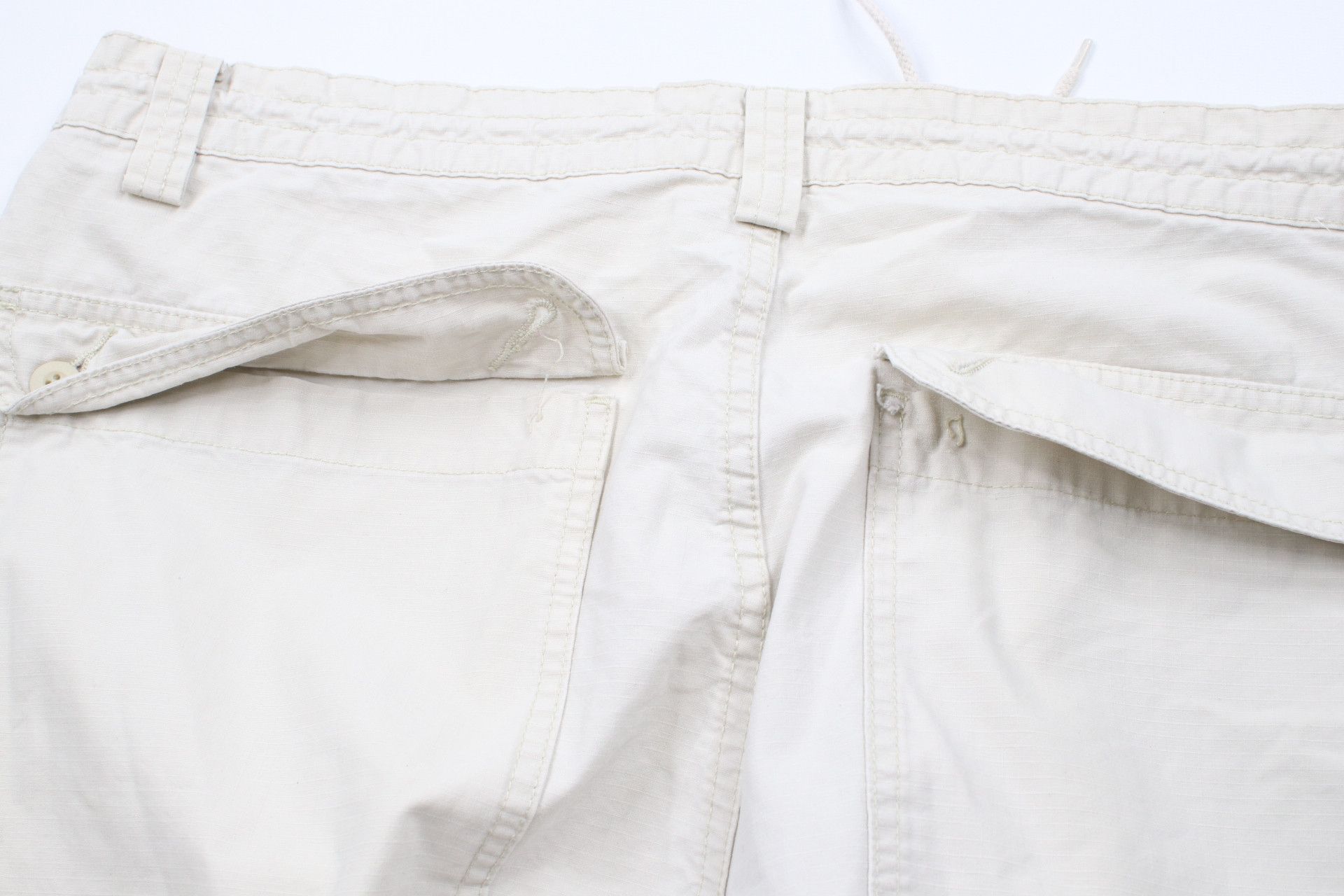 Levi's × Vintage Vintage 90s Levis Silvertab Wide Leg Cargo Pants Beige Size 40 - 11 Thumbnail