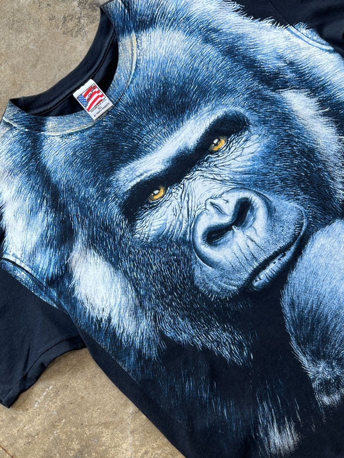 Vintage Vintage Big Print Gorilla Made at the Beach Tag XL Size US XL / EU 56 / 4 - 1 Thumbnail