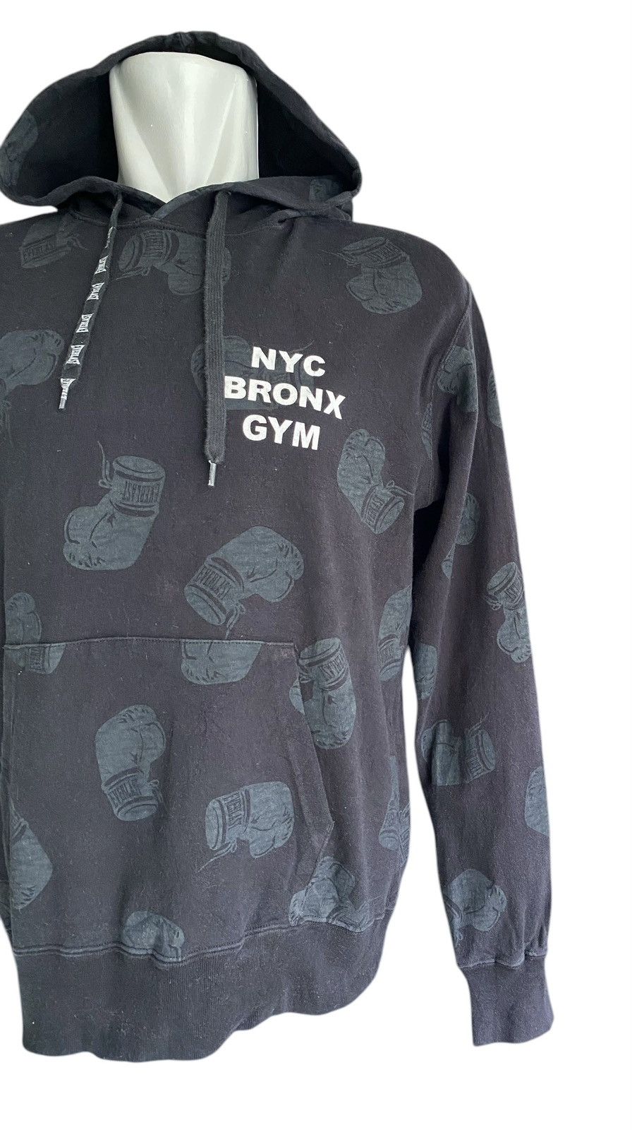 Rare EVERLAST Monogram Hoodie (M)