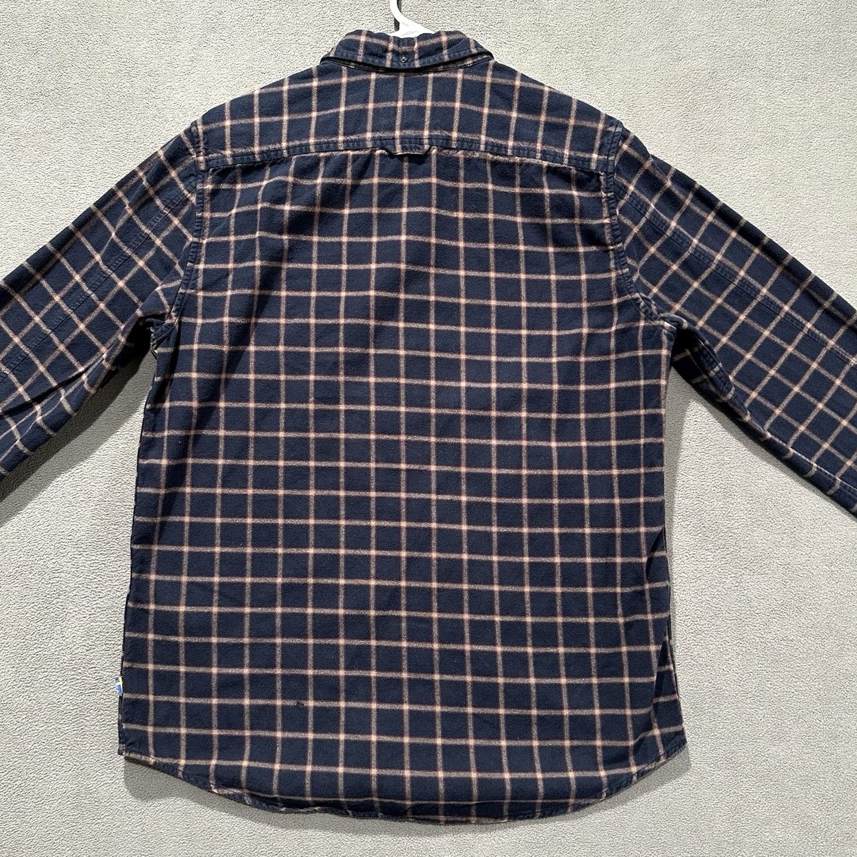 Vintage Fjallraven Shirt Medium Regular Fit Blue Plaid Button Down Flannel Mens Size US M / EU 48-50 / 2 - 2 Thumbnail