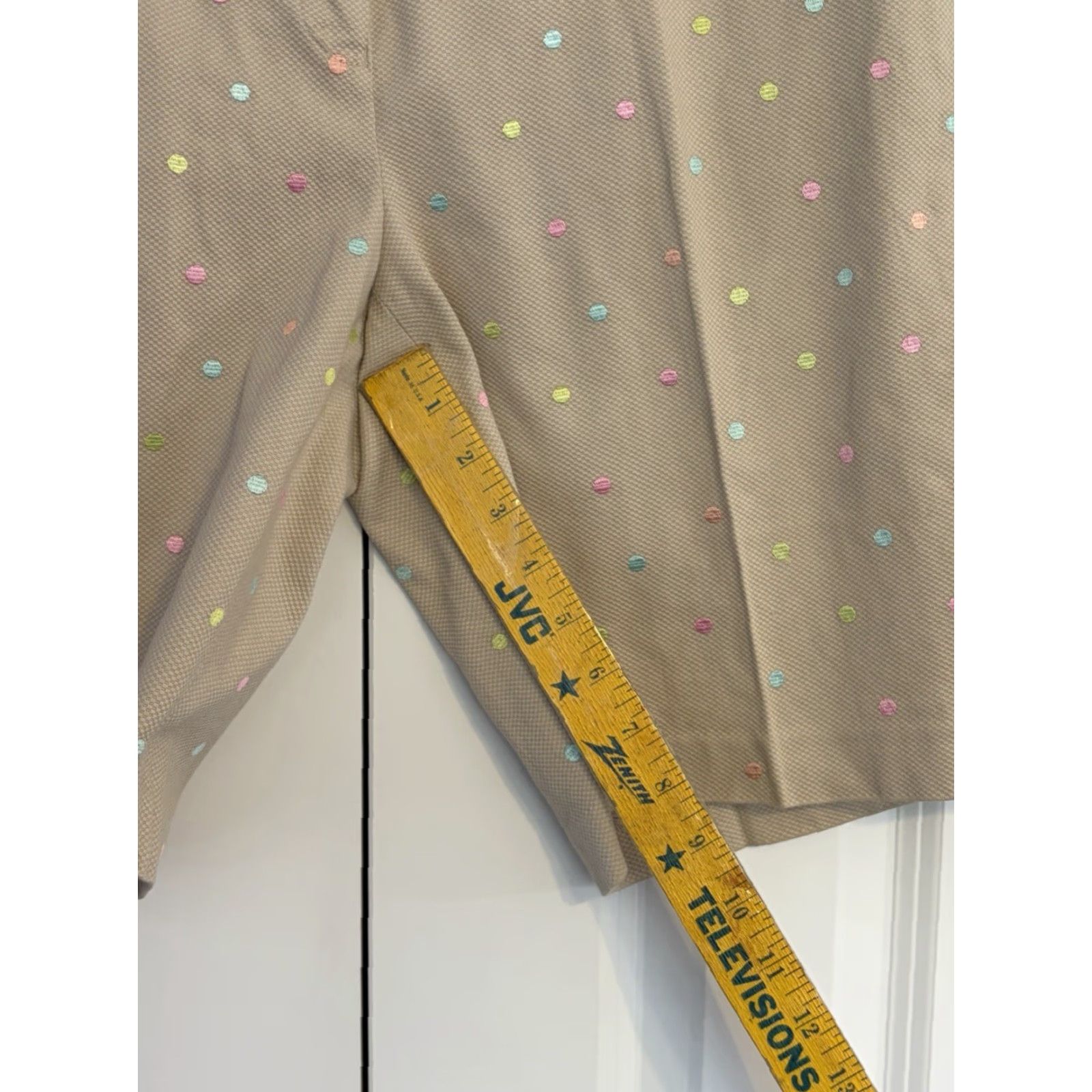 Vintage EP Pro Golf Shorts Women Polka Dot Beige Flat Front 12 Be​ige Athletic Pockets Stretch Golf Tennis Womens Size 34" / US 12 / IT 48 - 3 Thumbnail