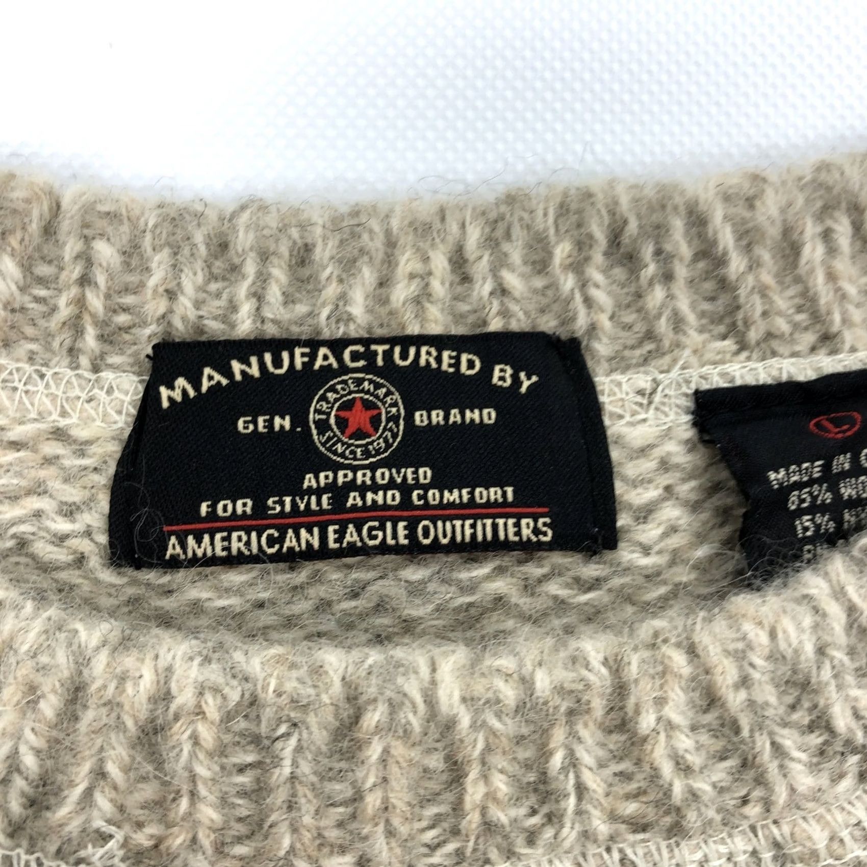 American Eagle Outfitters Vintage American Eagle Outfitters Men's L Wool Blend Crew Neck Sweater Beige Size US L / EU 52-54 / 3 - 3 Thumbnail