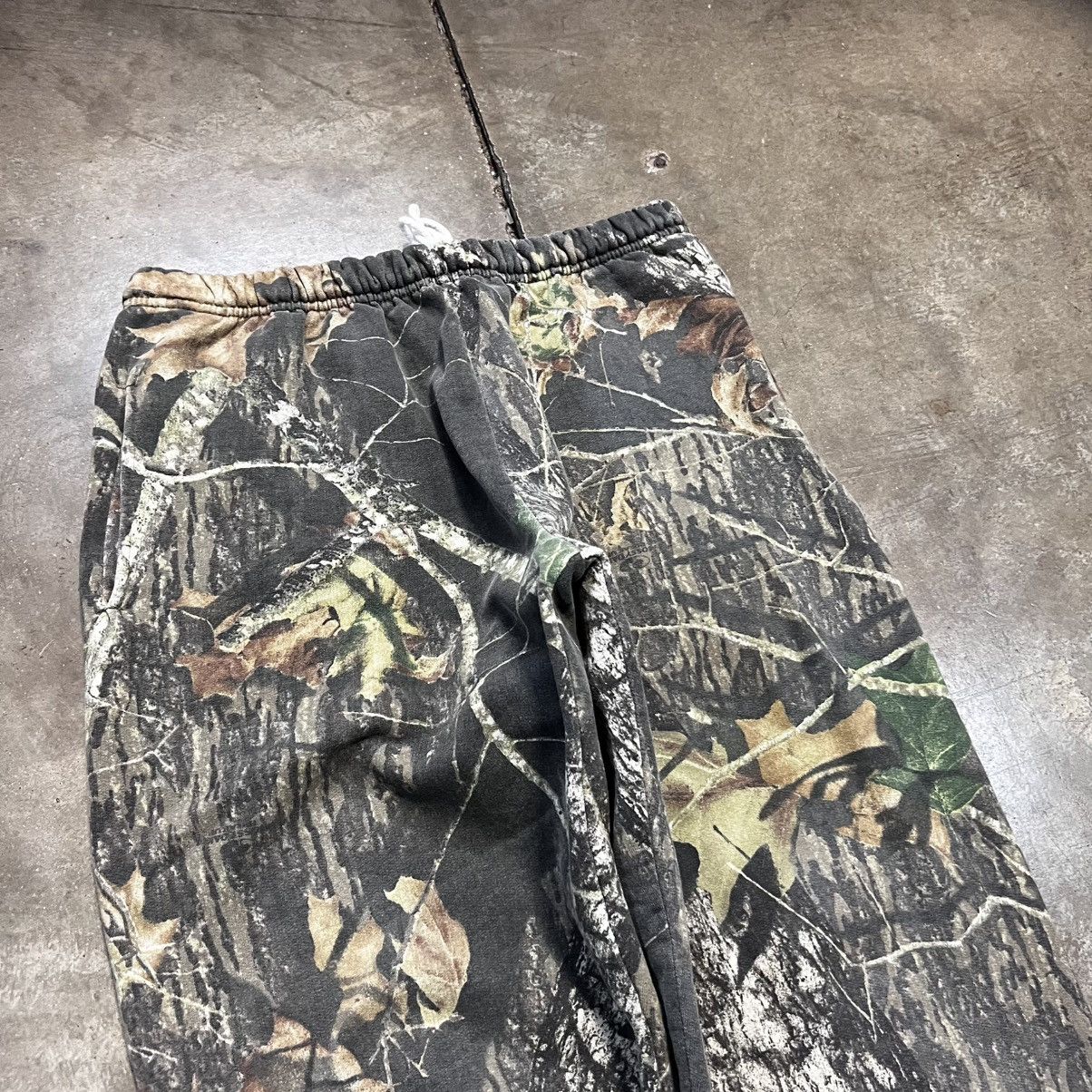 Jerzees × Vintage Vintage Jerzees Outdoor Camo Sweatpants Jogger Faded Baggy Size US 30 / EU 46 - 3 Thumbnail