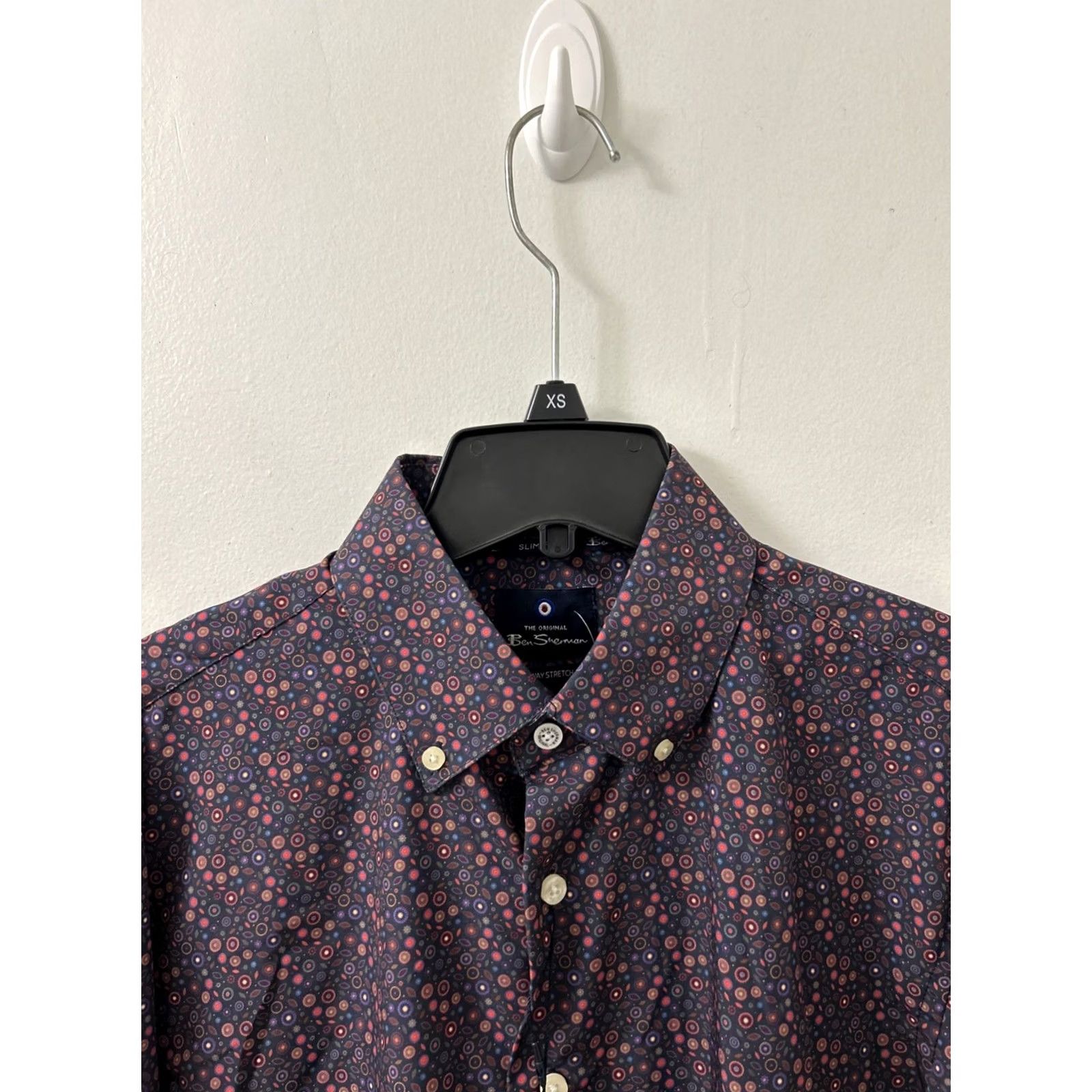 Ben Sherman Ben Sherman Slim Fit Button Down Shirt Mens Medium Black Floral L/S Slim Stretch Wrinkle Free Moisture Wicking Button-Up Pattern Floral Size US M / EU 48-50 / 2 - 4 Thumbnail