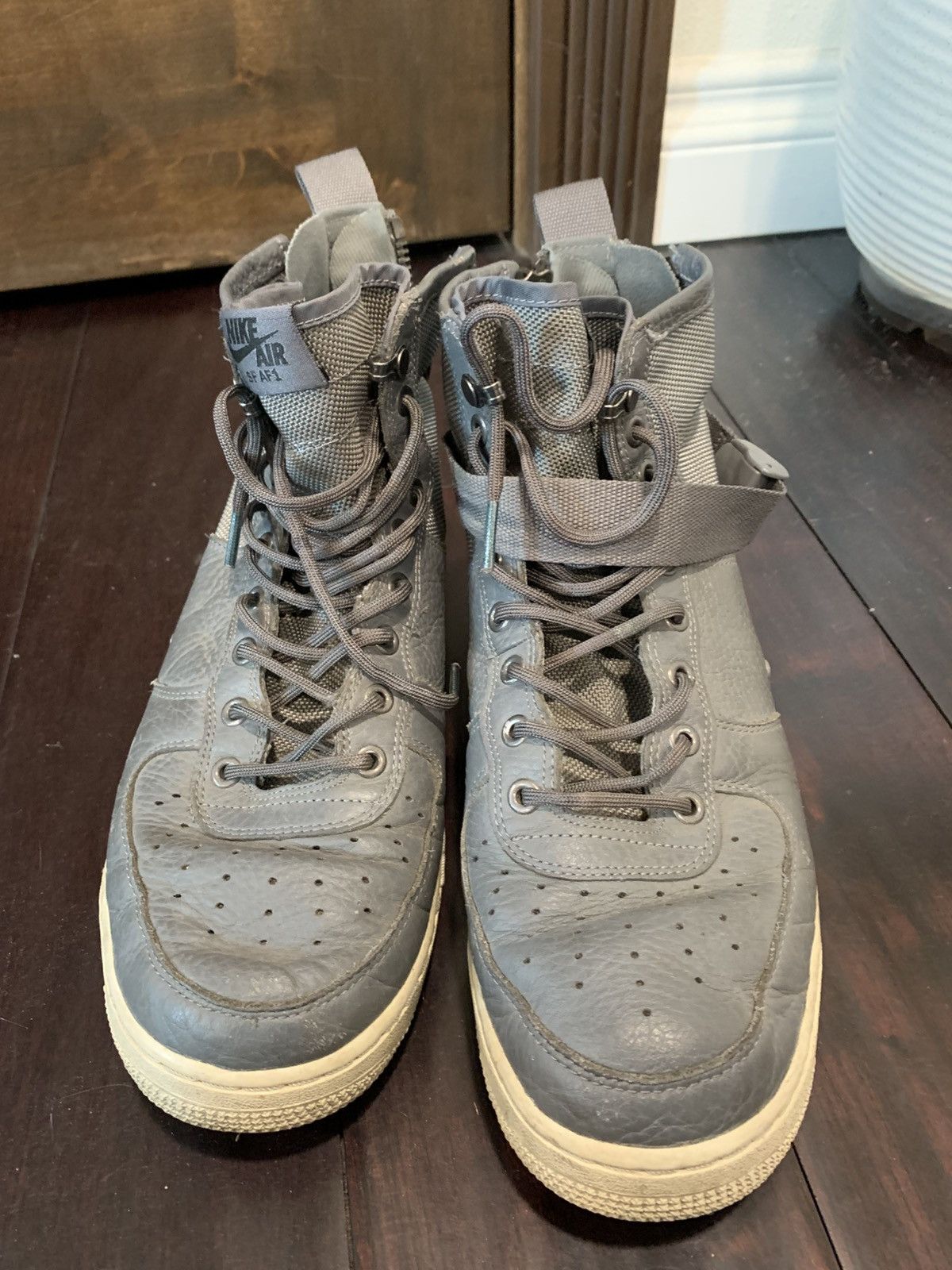 Nike Nike SF Air Force 1 Mid Dark Grey Size US 10 / EU 43 - 2 Thumbnail