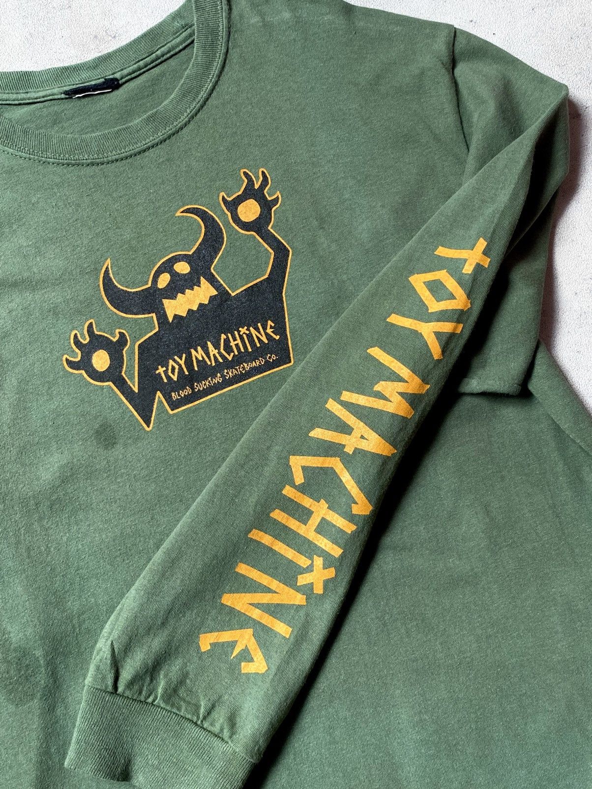 Vintage Toy Machine blood sucking skateboard L/S shirt