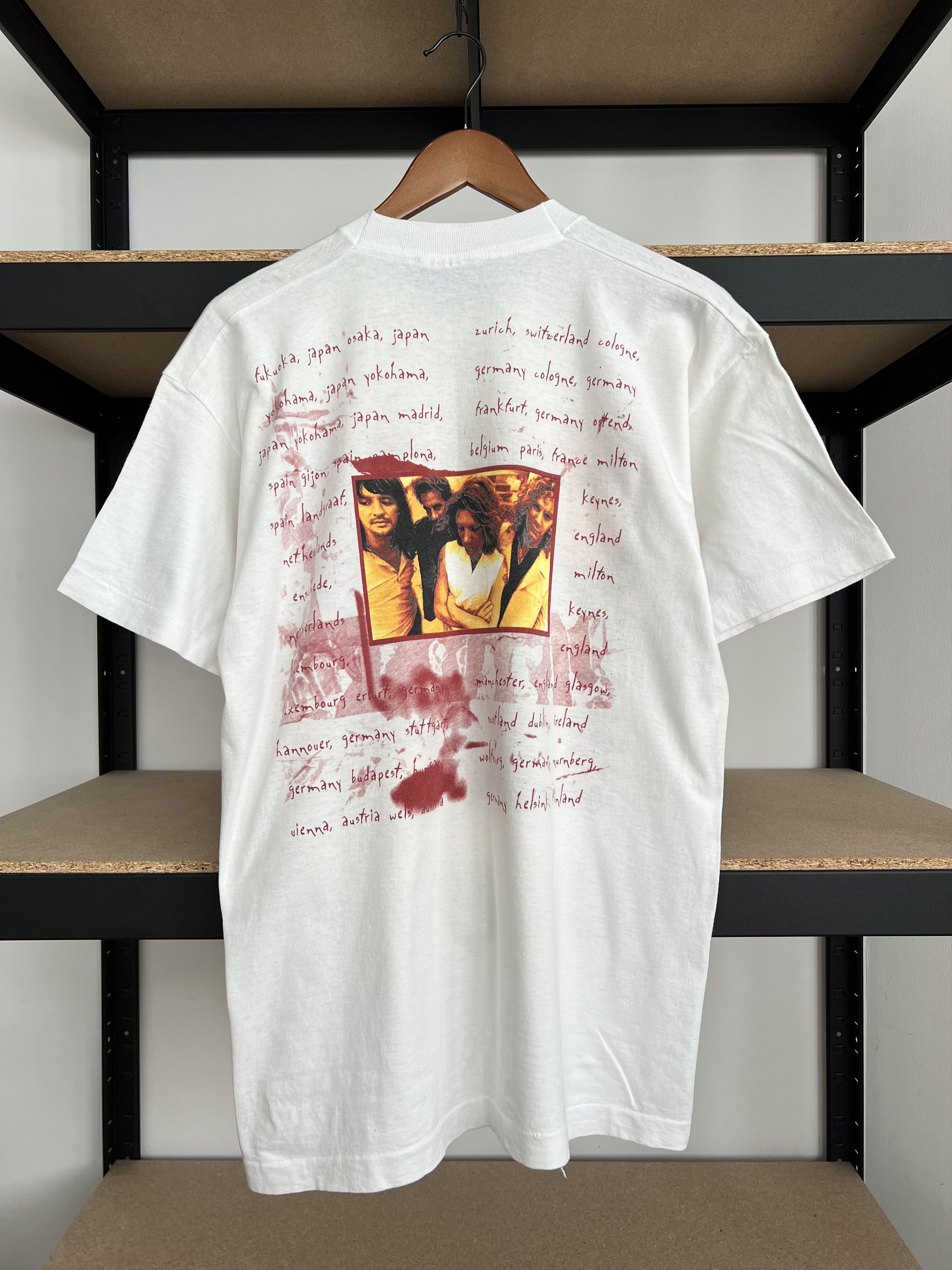 Band Tees Vintage 1996 Bon Jovi These Days White T-shirt Size US L / EU 52-54 / 3 - 2 Thumbnail