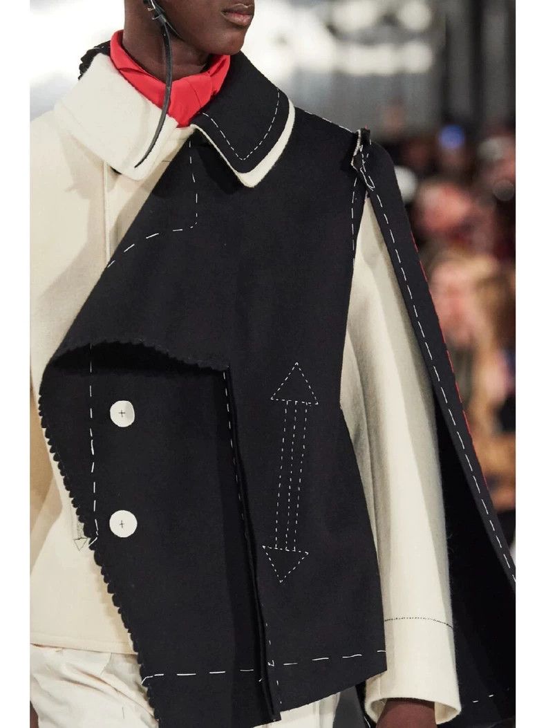 Maison Margiela Maison Margiela 2020 autumn and winter show black and white Size US S / EU 44-46 / 1 - 2 Thumbnail