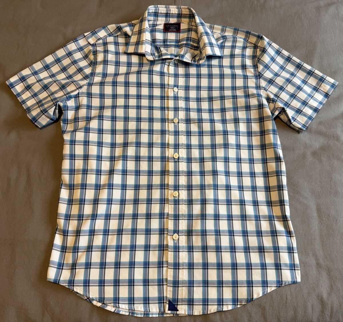UNTUCKit Lot Of 2 Untuckit Short Sleeve Shirts Golf Polo & Button Up Size US M / EU 48-50 / 2 - 2 Thumbnail