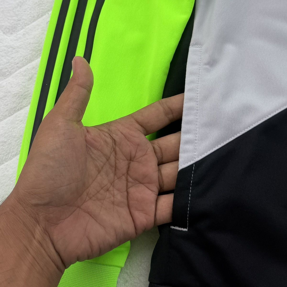 Adidas Adidas Neo Track Jacket Neon Green Black White Sport Jacket Size US M / EU 48-50 / 2 - 5 Thumbnail
