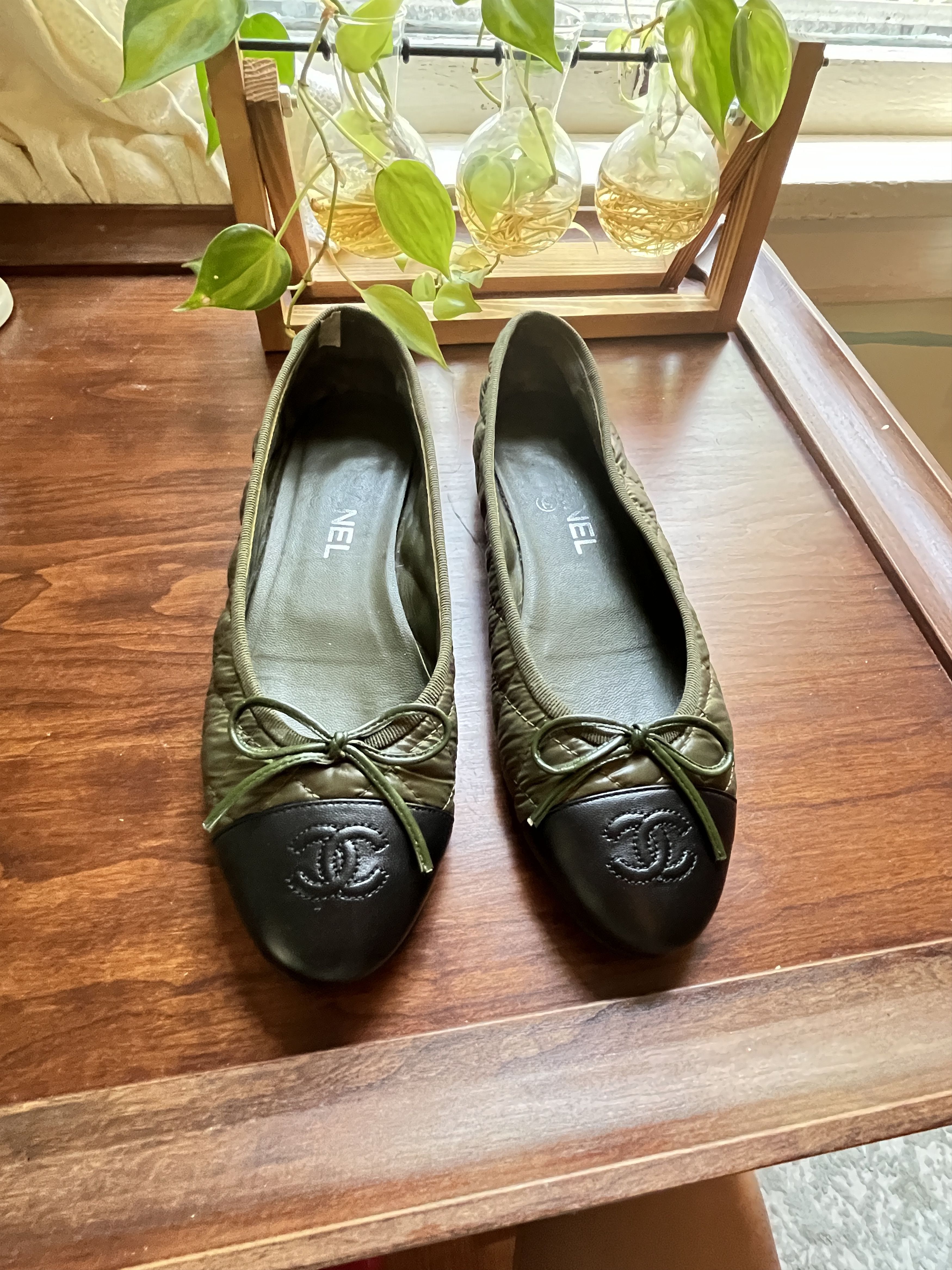 Chanel Chanel forest green cushion ballet flats size 38 US7-US7.5 Size US 8 / IT 38 - 1 Thumbnail