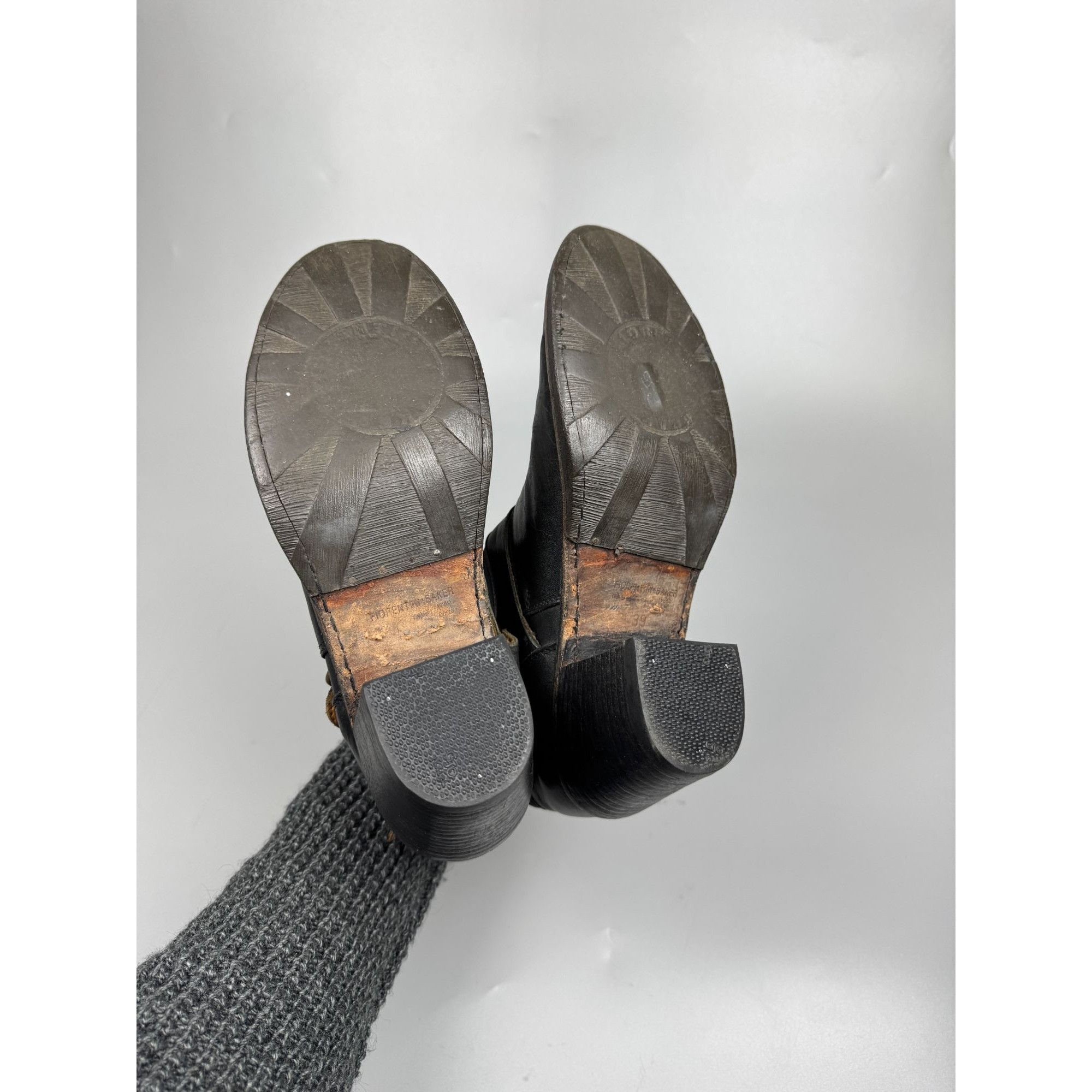 Fiorentini + Baker Fiorentini + Baker Mid Heel Black Leather Boots (Y1240) Size US 9 / IT 39 - 15 Thumbnail