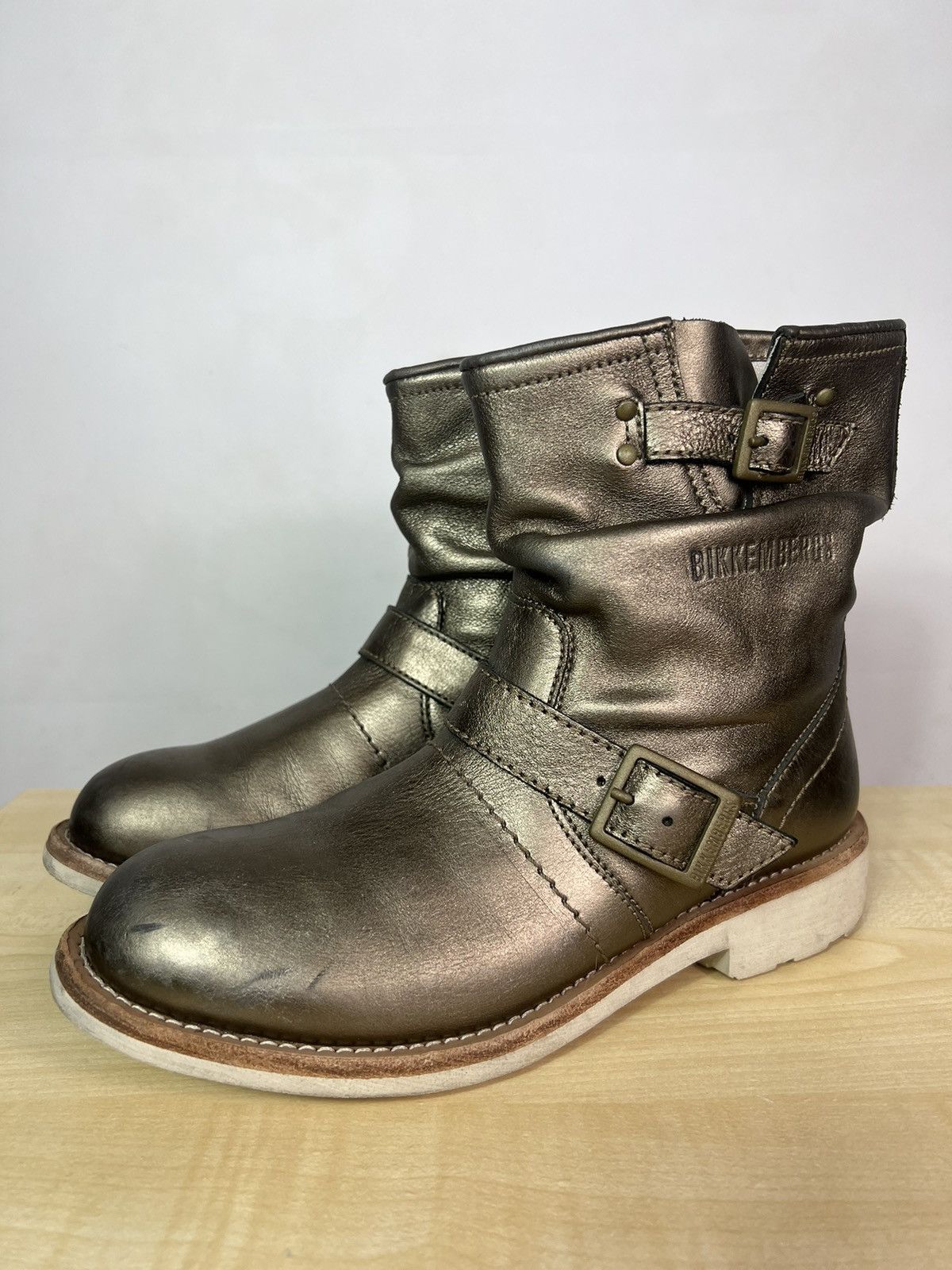 Dirk Bikkembergs Dirk Bikkembergs Crumpled Gold Engineered Boots Size US 5 / EU 37 - 2 Thumbnail