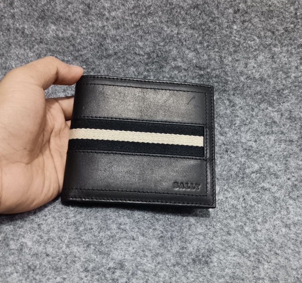 Bally Bally Wallet OS Used Black Size ONE SIZE - 1 Thumbnail