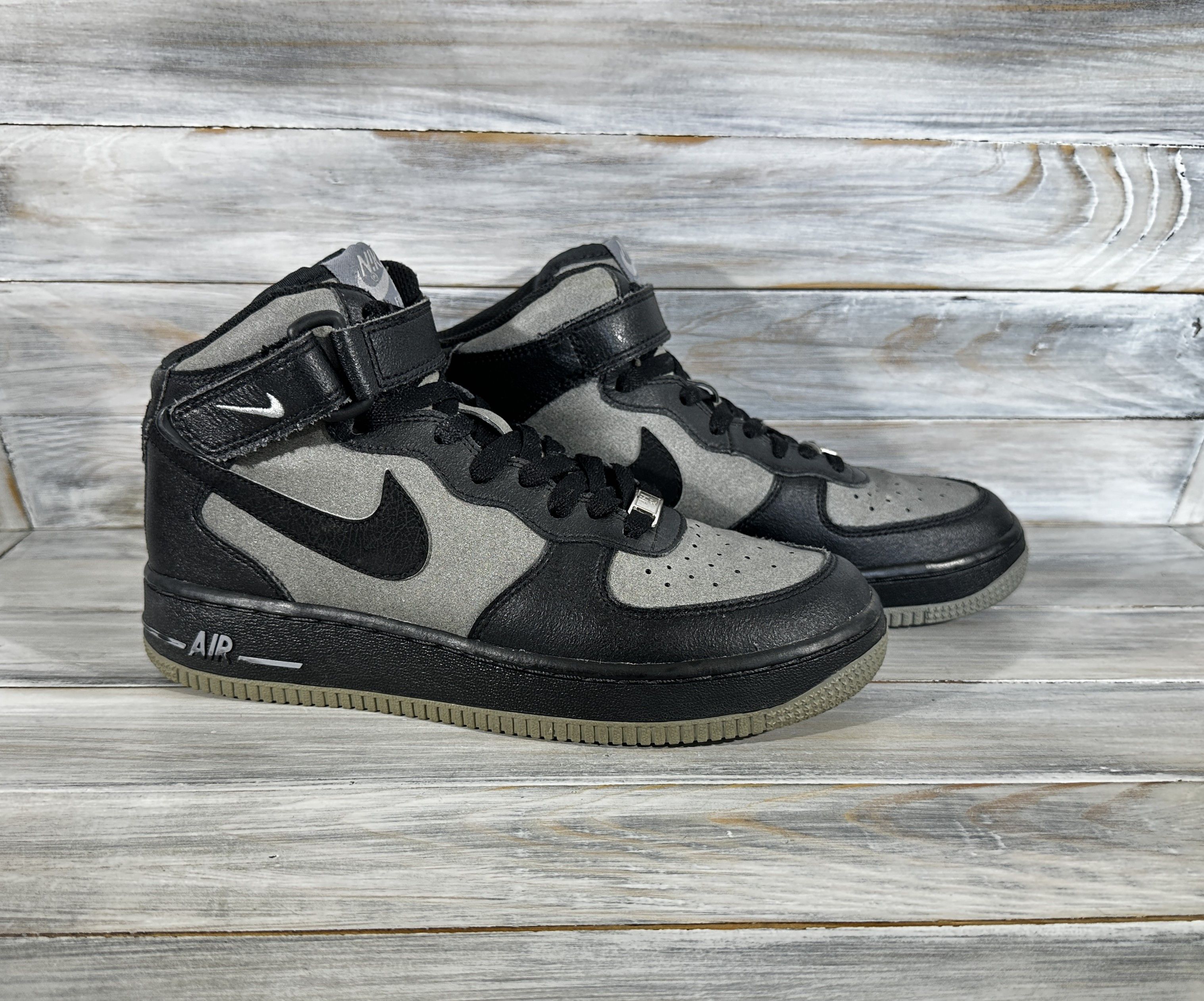 Nike Nike Air Force 1 Mid GS Black Stealth Young Unisex Sneakers Size US 5.5 / EU 38 - 25 Thumbnail