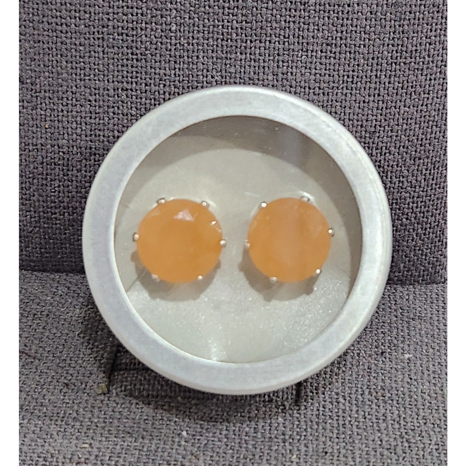 The Unbranded Brand Light Orange .5 Inch Stone Stud Earrings NIB Lightweight Size ONE SIZE - 1 Thumbnail