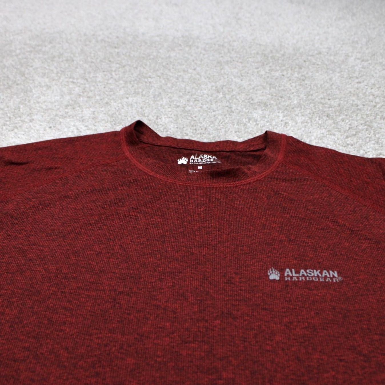Vintage Duluth Alaskan Hardgear Shirt Mens Medium Red Long Sleeve Tee Pullover Crew Neck Polyester Breathable Lightweight Moisture Wicking Size US M / EU 48-50 / 2 - 4 Thumbnail