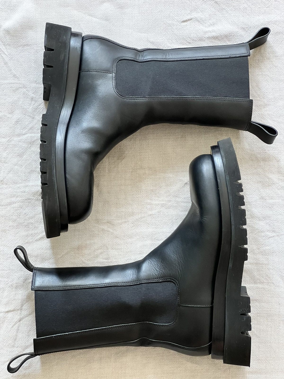 Bottega Veneta Bottega Veneta Lug Chelsea Size US 10 / IT 40 - 1 Thumbnail