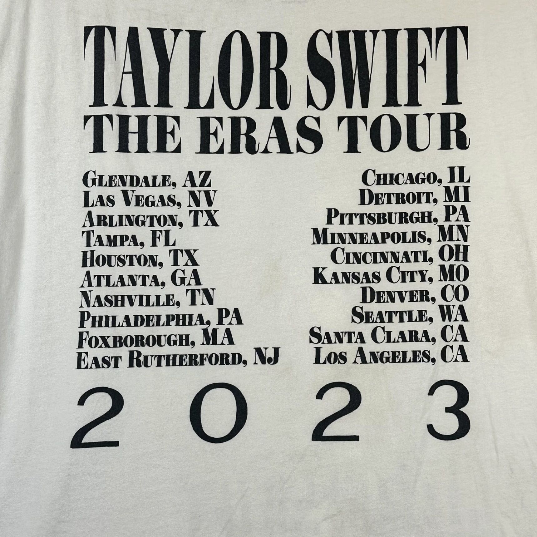 Vintage Taylor Swift Shirt Mens Large White The Eras Tour 2023 Concert Graphic Tee Pop Shirt Mens Large White The Eras Tour 2023 Concert Graphic Tee Pop Size US L / EU 52-54 / 3 - 7 Thumbnail