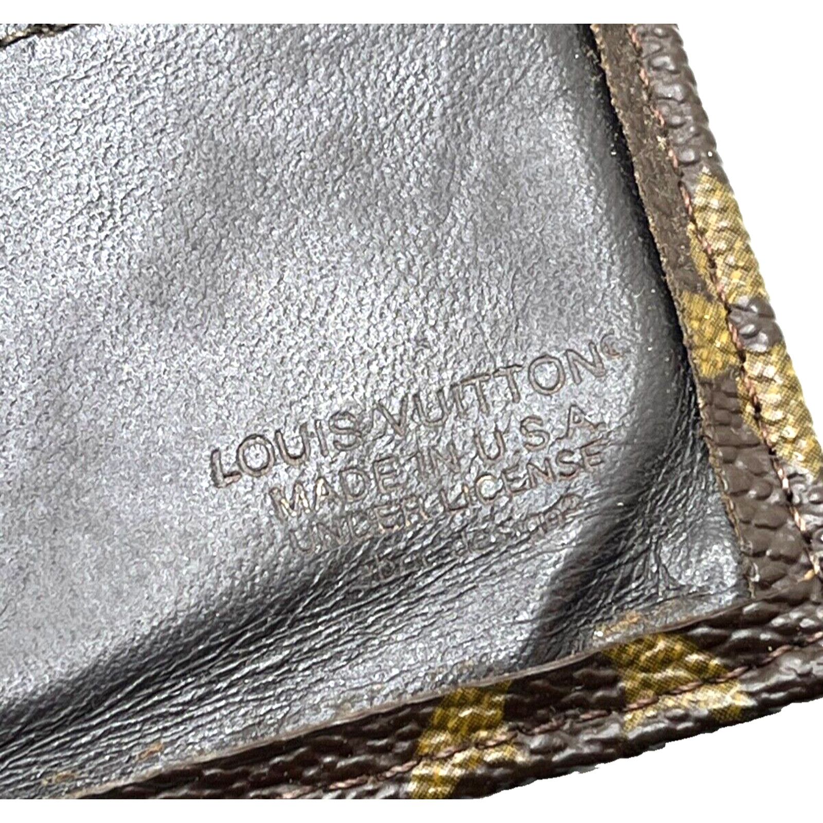 Louis Vuitton Louis Vuitton Monogram Clutch Wallet Vintage Cowhide Leather Size ONE SIZE - 7 Thumbnail