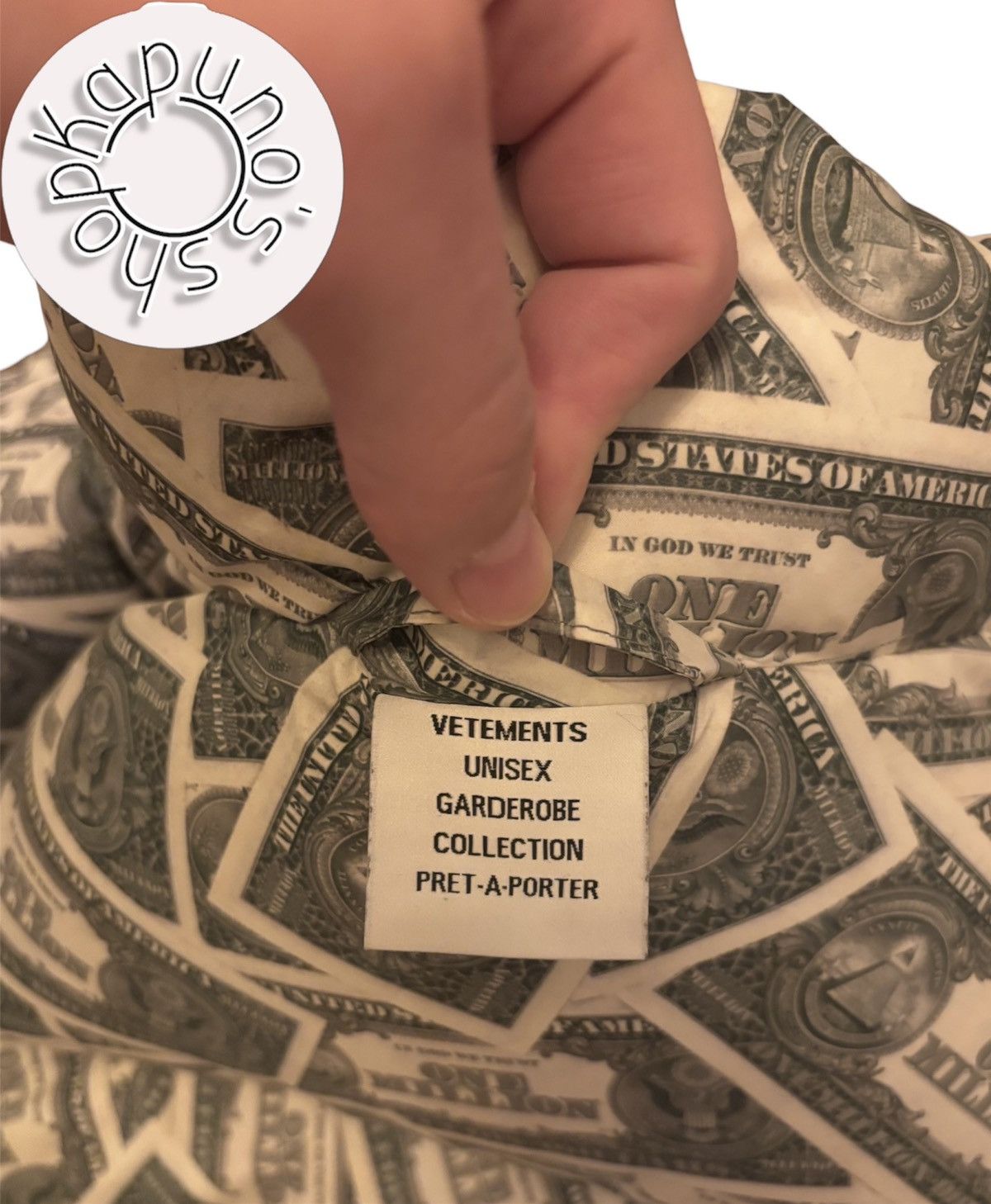 Vetements Vetements Million Dollar Puffer Jacket Size US S / EU 44-46 / 1 - 14 Thumbnail