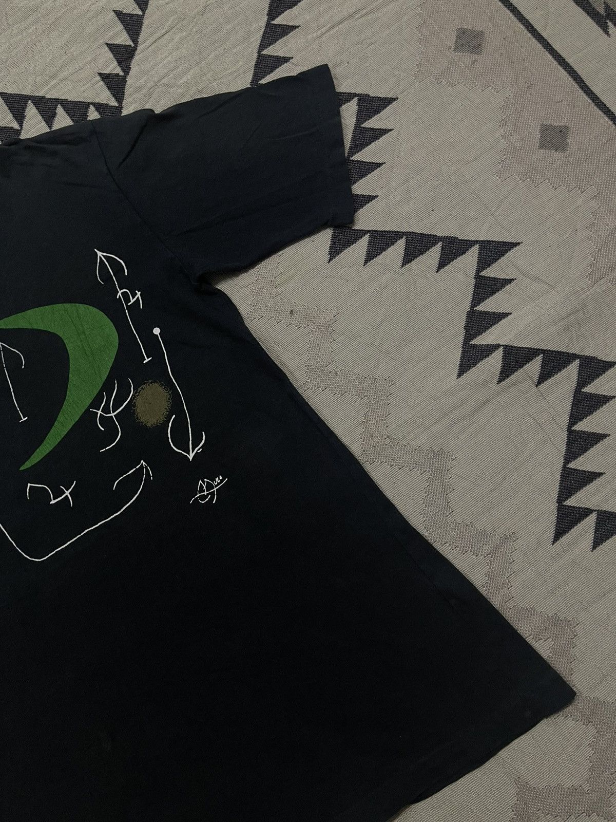 Vintage VINTAGE 1995 SUCC JOAN MIRO ART BLACK TEES FADED Size US M / EU 48-50 / 2 - 4 Thumbnail