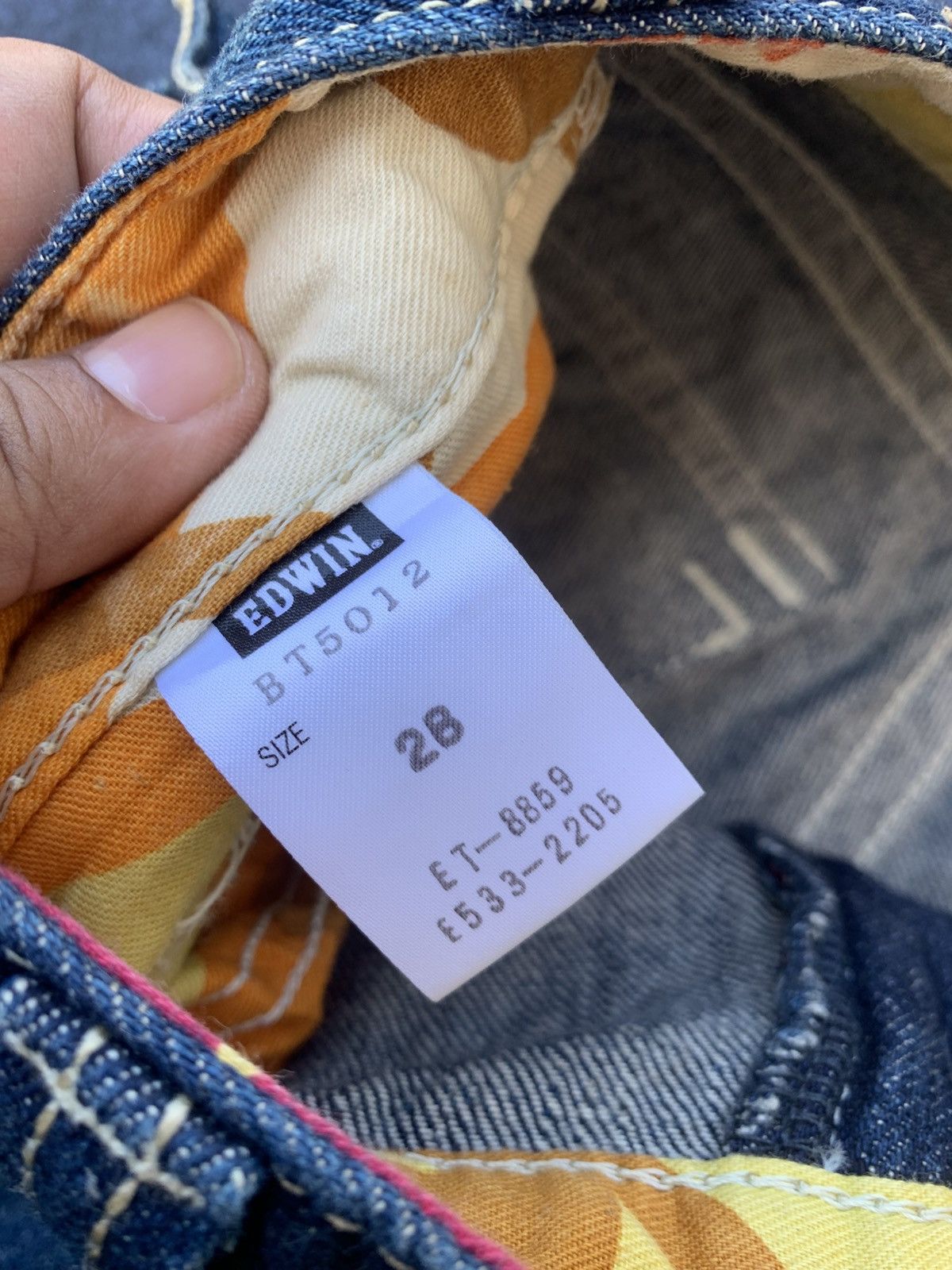 Edwin 𝗙𝗟𝗔𝗥𝗘 EDWIN BLUE TRIP HAWAII & NICE FADED BLUE. Size US 30 / EU 46 - 6 Thumbnail
