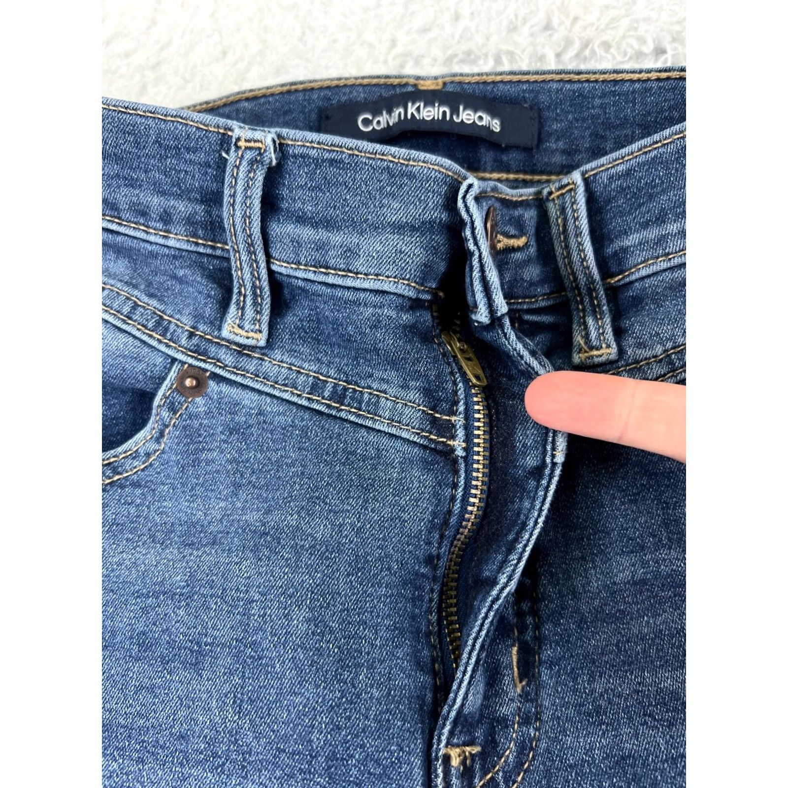 Calvin Klein Calvin Klein Jeans Women's Juniors 8 Blue Bootcut Distressed Denim High Rise Cotton 25x28 Size 30" / US 8 / IT 44 - 5 Thumbnail