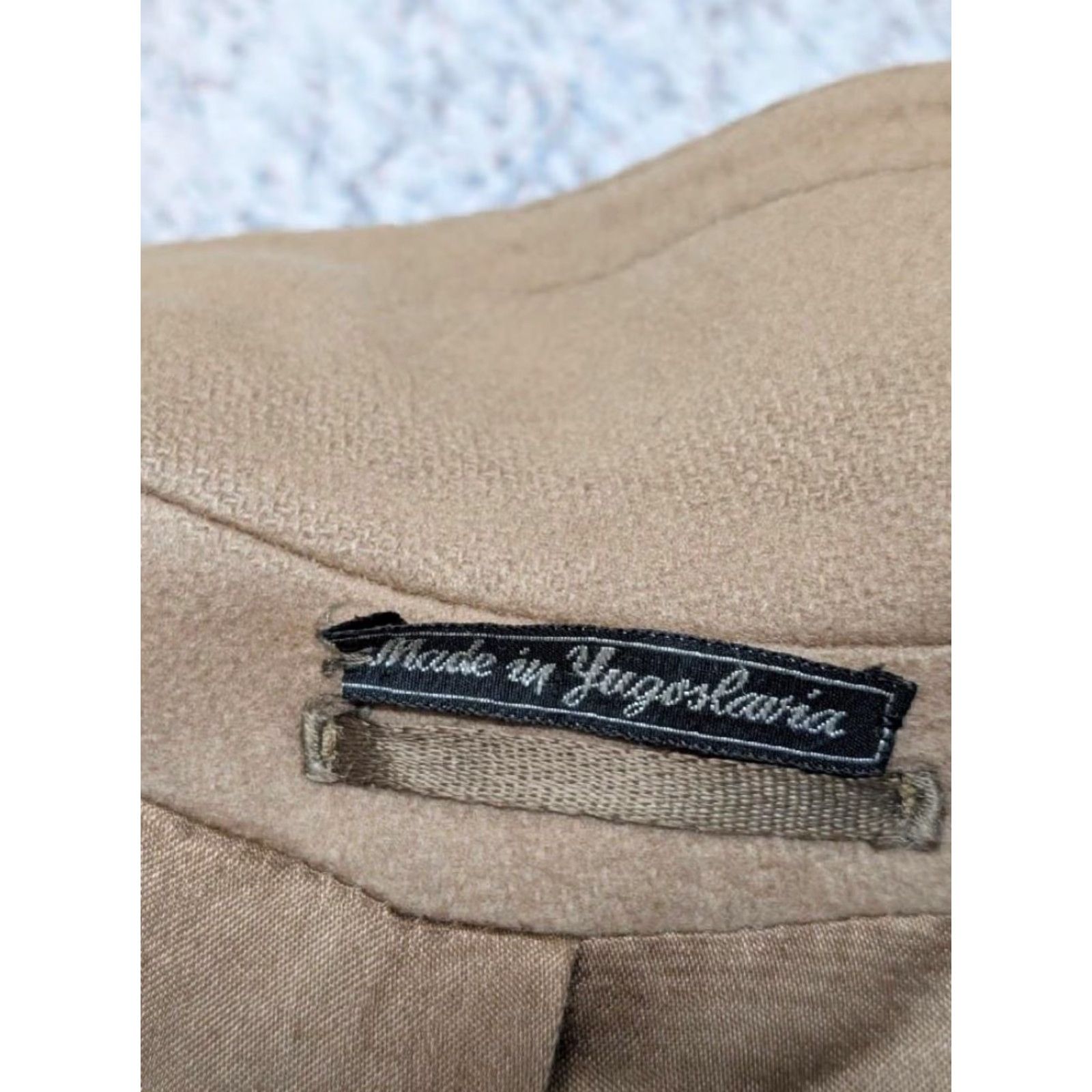 Camel VINTAGE belted overcoat MEN camel brown 40 wool felted wool long coat with belt buckle 40L 40 chest Mens Size US M / EU 48-50 / 2 - 5 Thumbnail