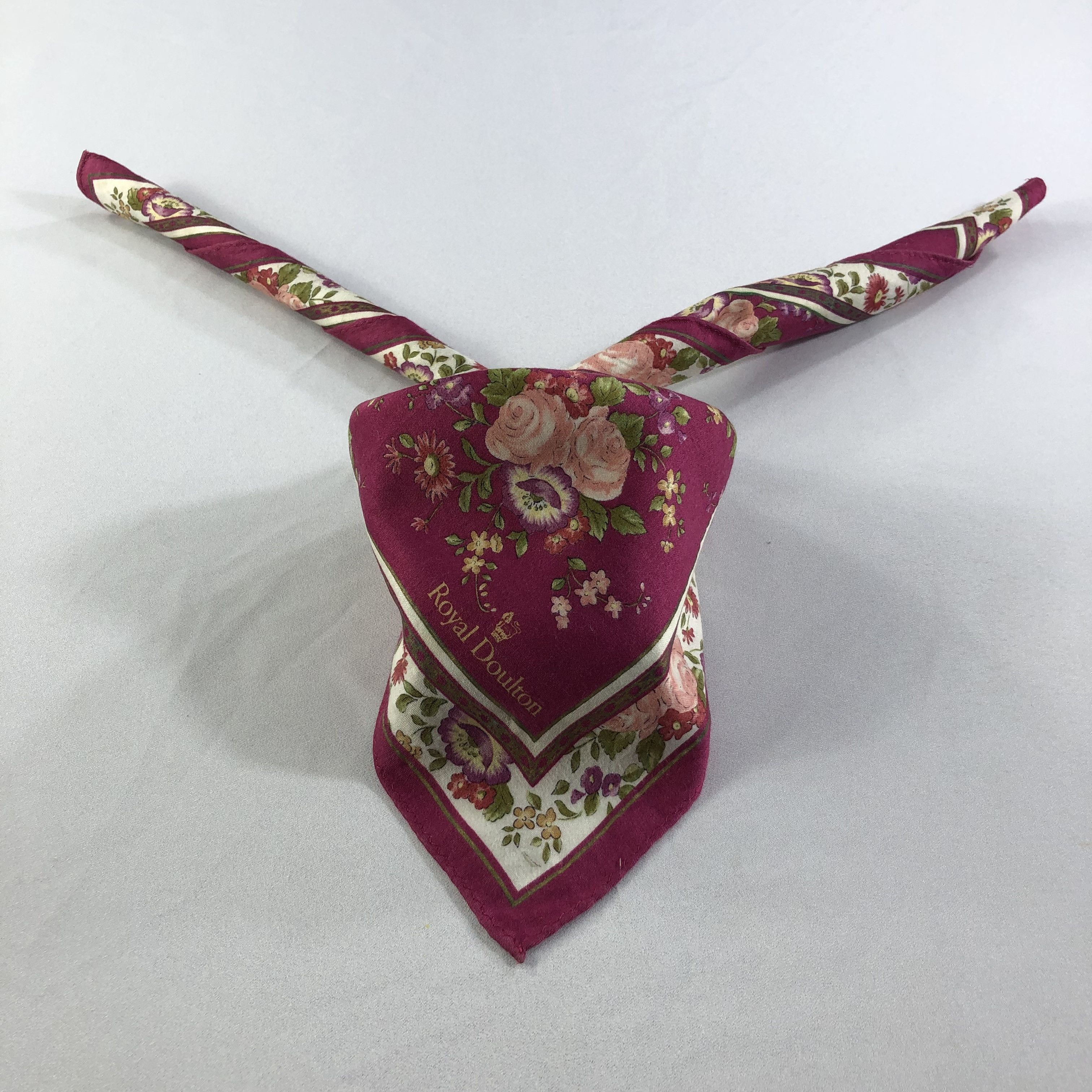Vintage Royal Doulton Floral Handkerchief Neckerchief Bandana H2064 Size ONE SIZE - 1 Thumbnail