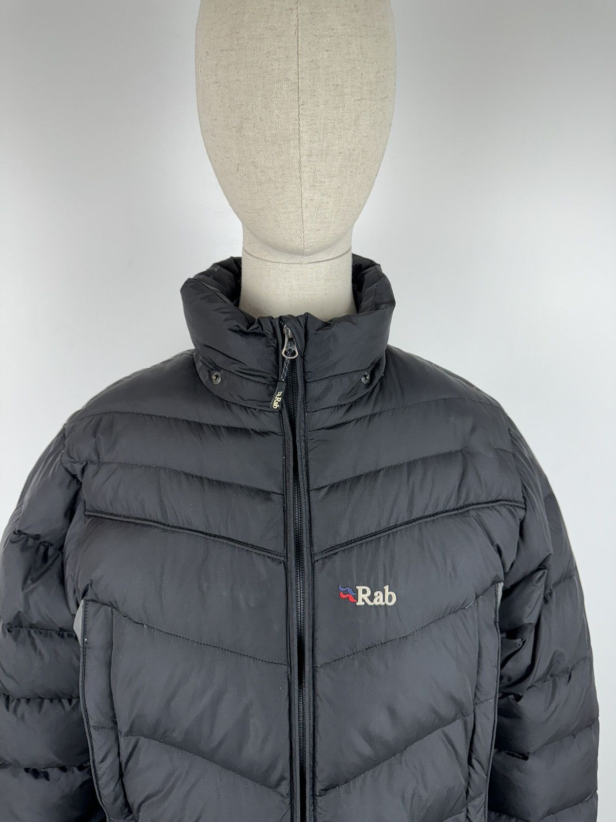 Rab Women’s RAB Ascent Down Jacket size M Size M / US 6-8 / IT 42-44 - 2 Thumbnail