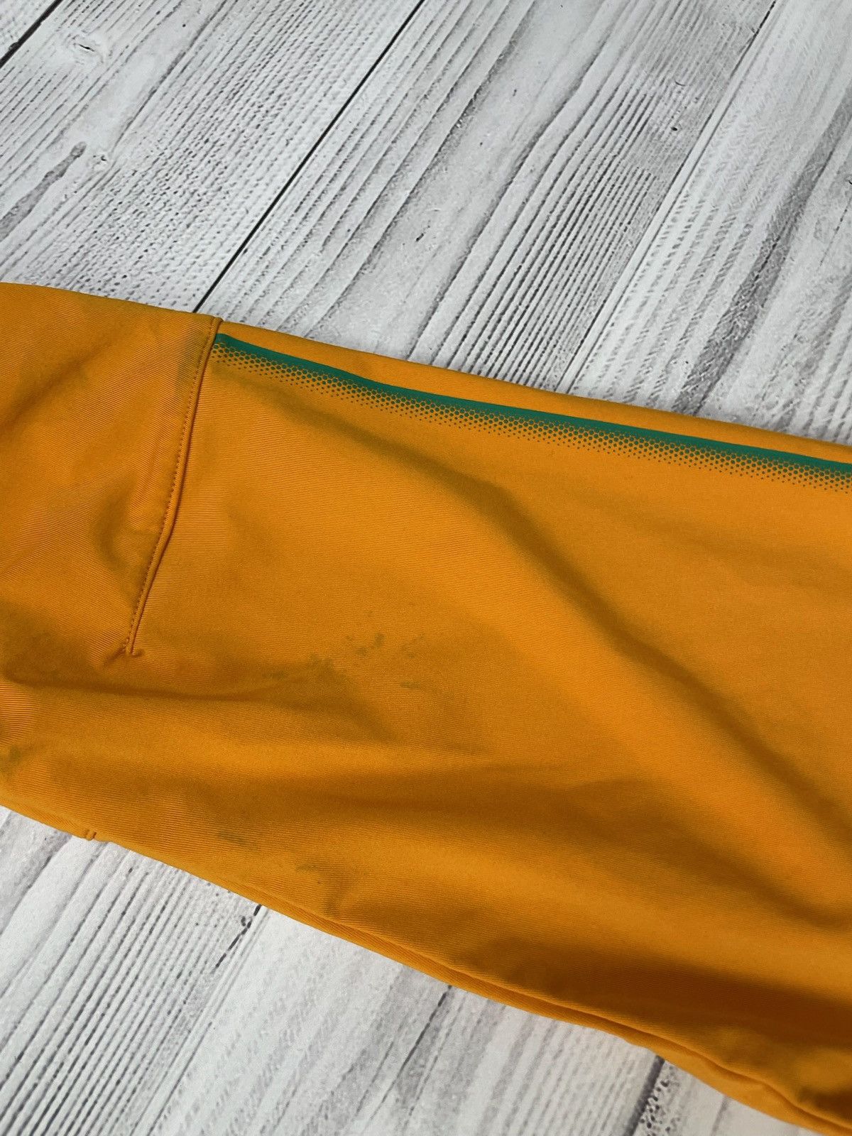 Puma Vintage puma Cote D ivoire size M orange long sleeve Size US M / EU 48-50 / 2 - 12 Thumbnail