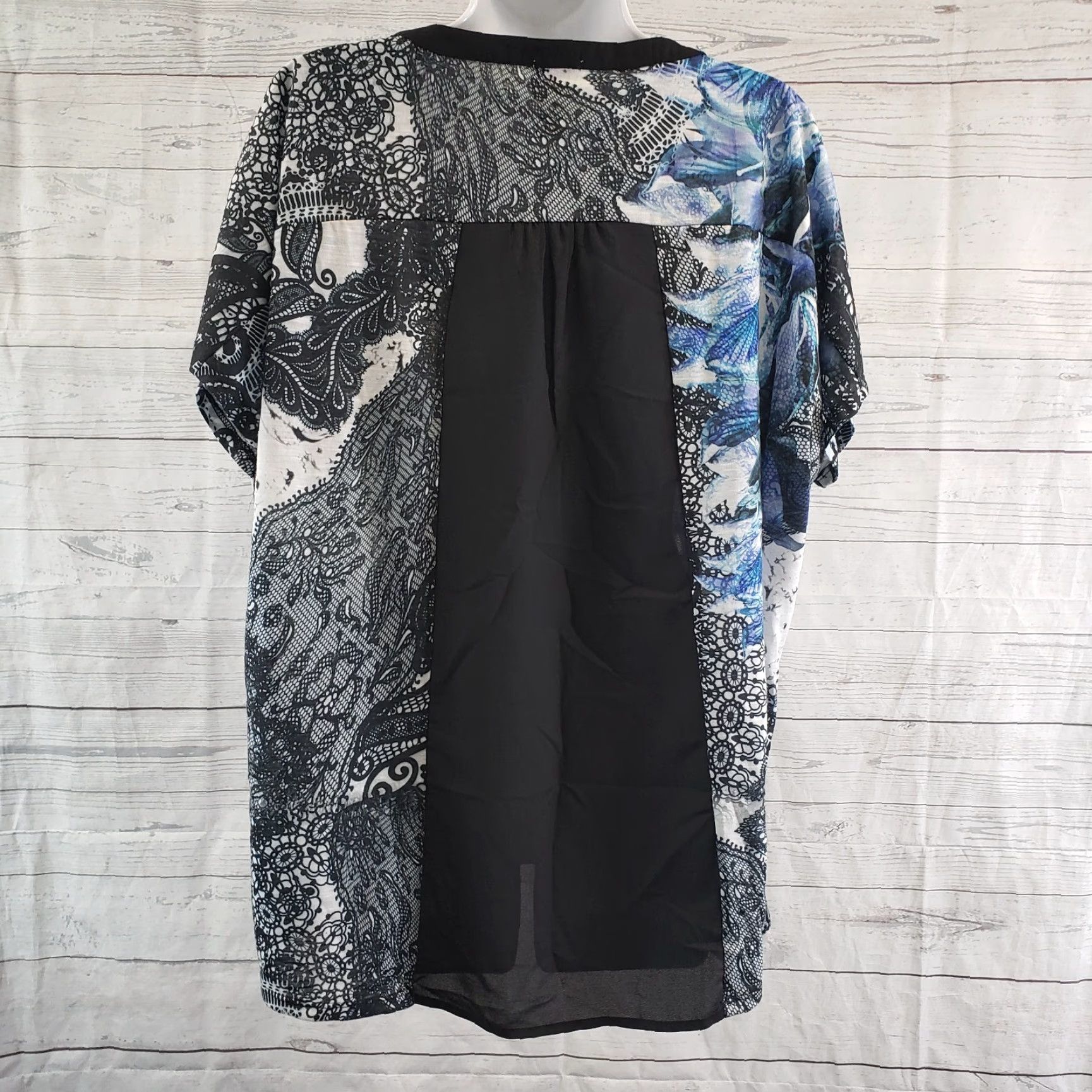 Vintage Chico's Womens Blouse Size L Black Floral Short Sleeve V-Neck Shirt Size L / US 10 / IT 46 - 4 Thumbnail