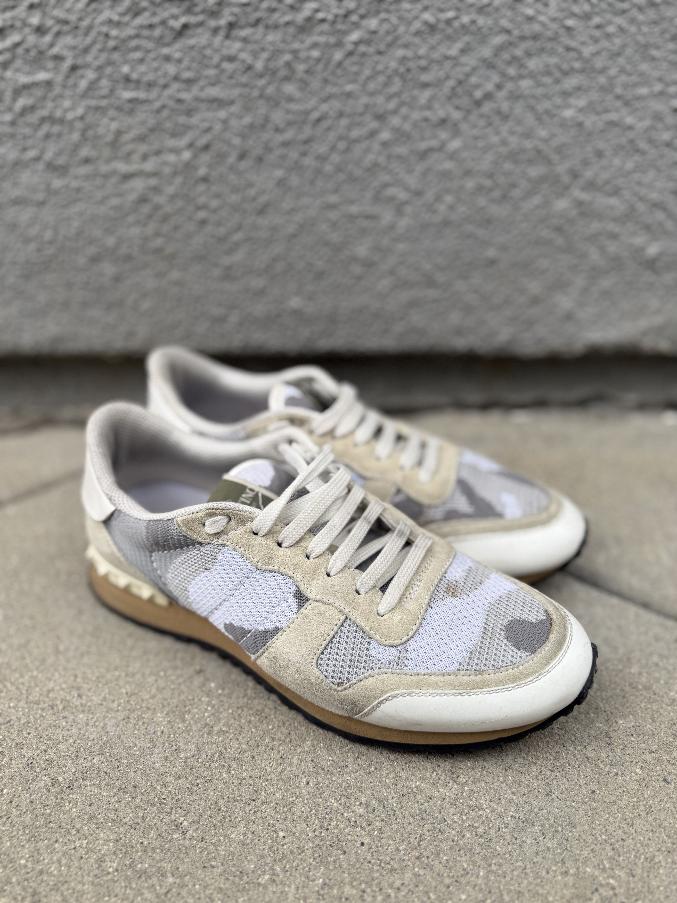 Valentino Valentino Rockrunner 'White Camo' Size US 10 / EU 43 - 1 Thumbnail