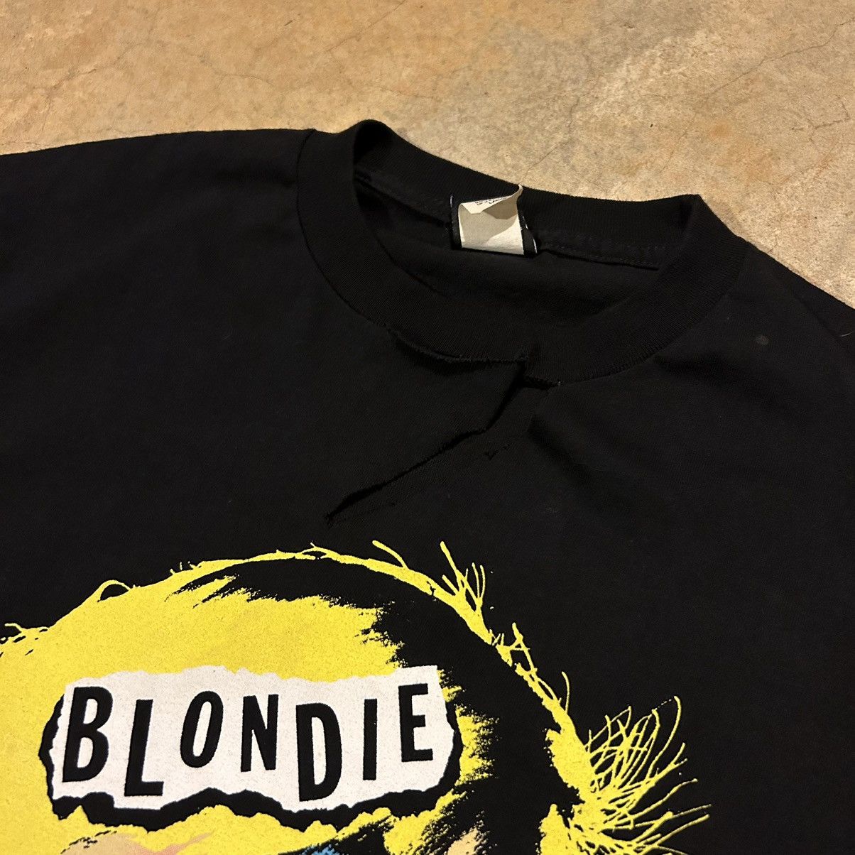 Band Tees × Vintage Crazy Vintage Y2K Blondie Debbie Harry Band Tee Rare Size US L / EU 52-54 / 3 - 4 Thumbnail