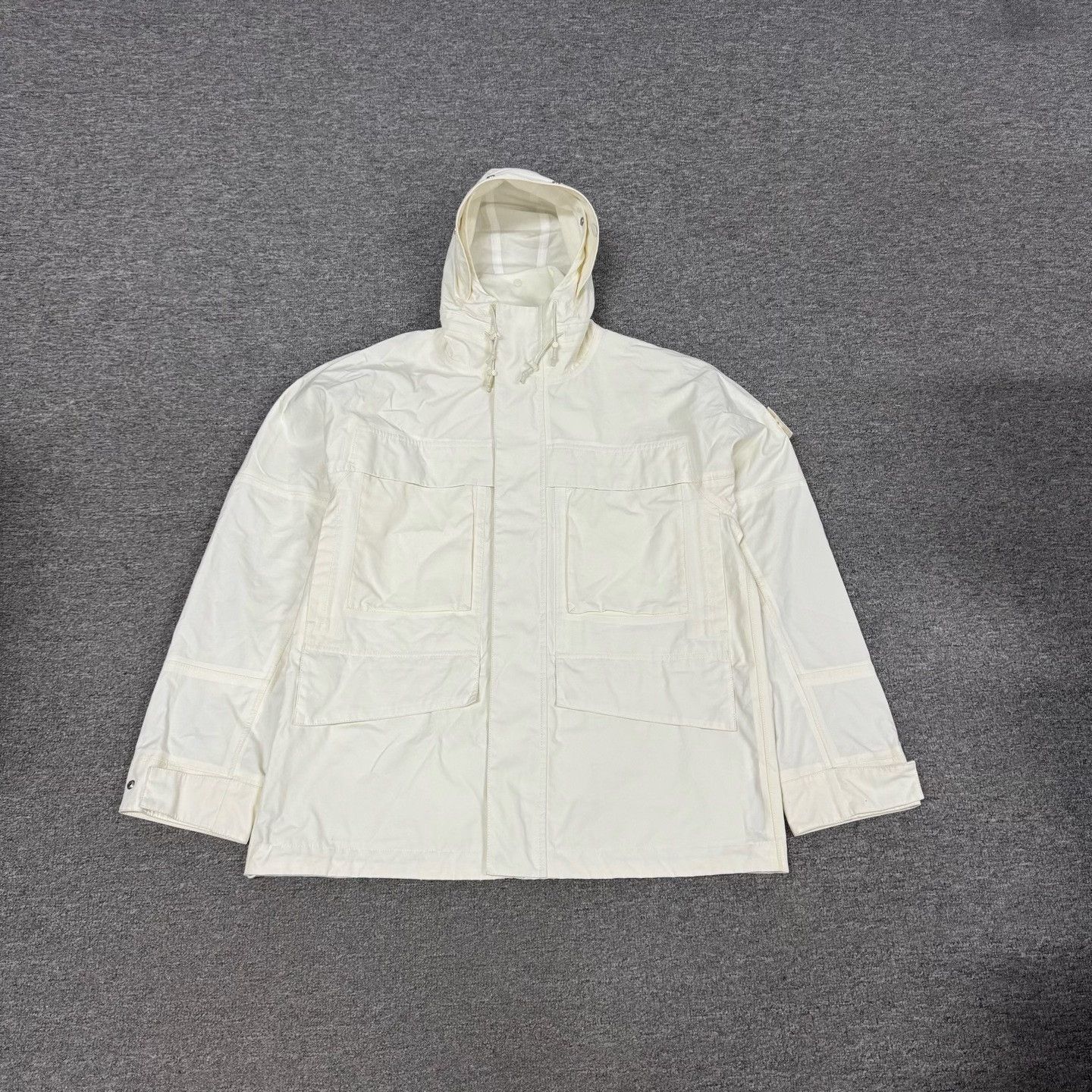 Stone Island Stone Island 24SS Ghost Outdoor Hooded Jacket Size US M / EU 48-50 / 2 - 1 Thumbnail