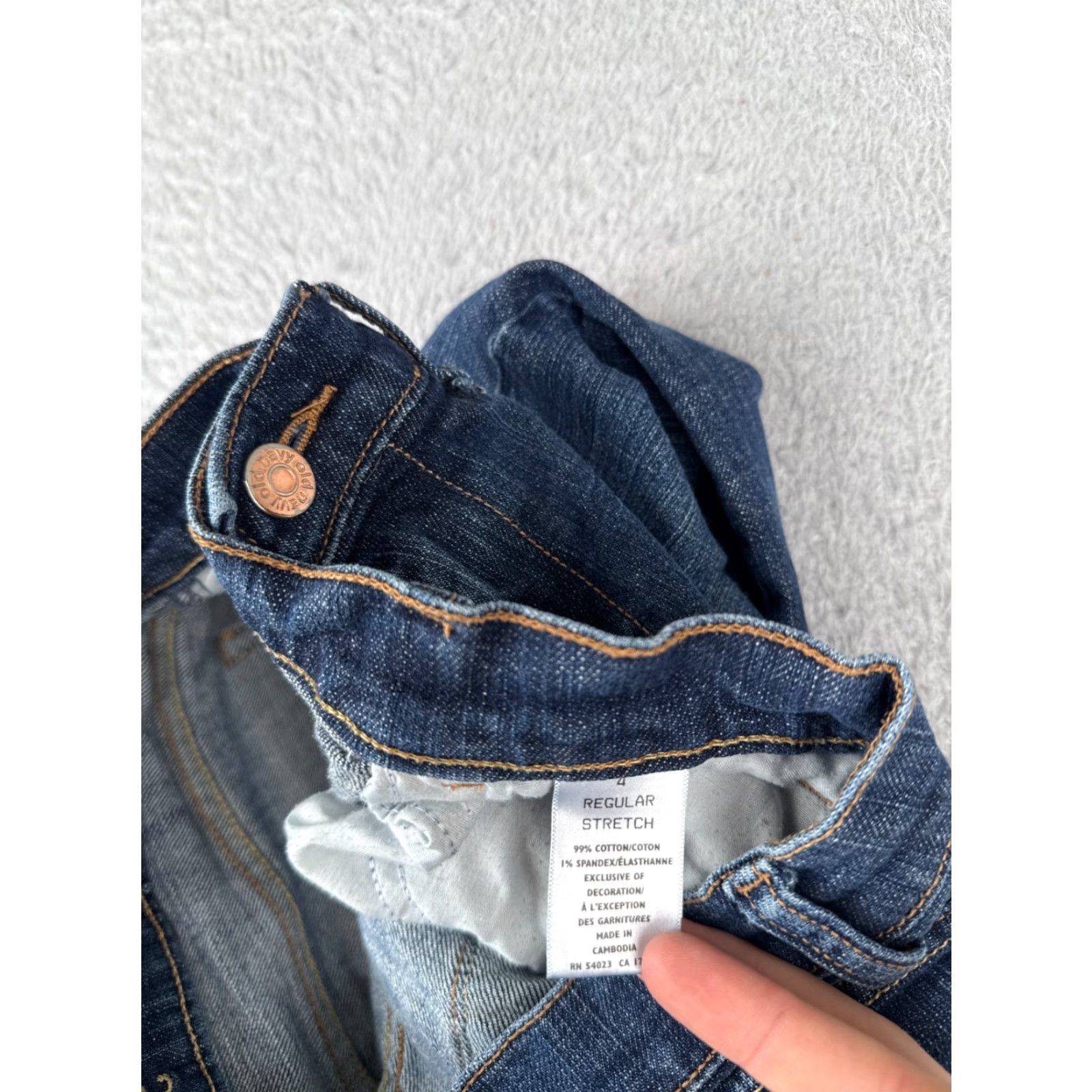 Old Navy Old Navy Jeans Women's 4 Blue Denim Medium Wash The Sweetheart Mid 30x30 Size 27" / US 4 / IT 40 - 7 Thumbnail