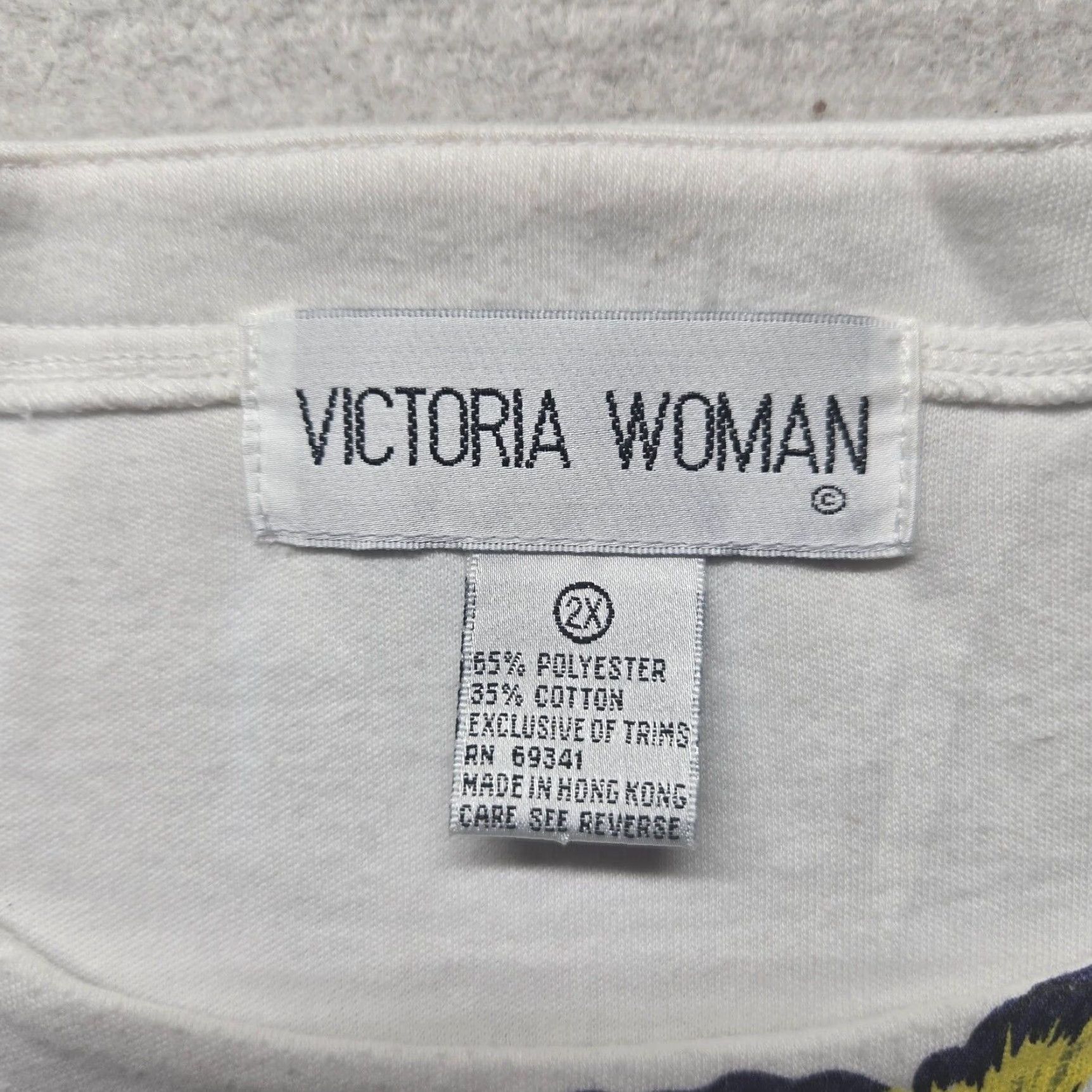 Vintage VINTAGE Victoria Jones Shirt Adult 2X White Beaded Fish Women's Plus Size 2X - Fish Theme, Beaded Accents, Crew Neck Size XXL / US 16-18 / IT 52-54 - 4 Thumbnail
