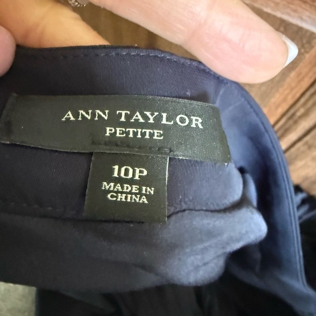 Ann Taylor Ann Taylor Black Mini Skirt Size 32" / US 10 / IT 46 - 4 Thumbnail