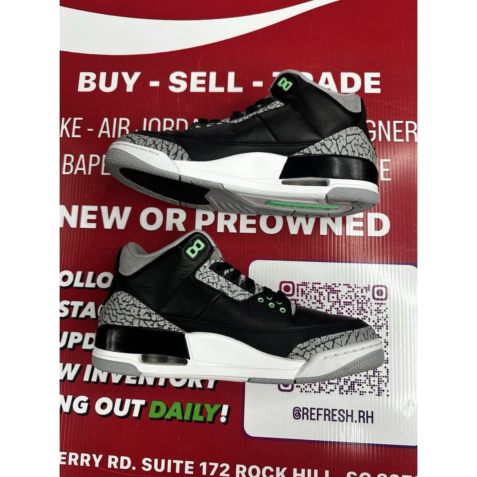 Jordan Brand Air Jordan 3 Retro Green Glow Size 9 CT8532-031 Size US 9 / EU 42 - 3 Thumbnail