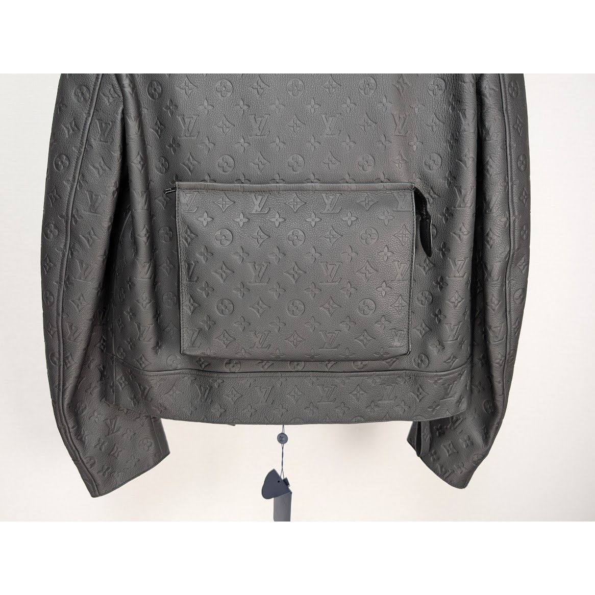 Louis Vuitton o1rshd1 Monogram Embossed Utility Black Leather Jacket Black Size US M / EU 48-50 / 2 - 14 Thumbnail