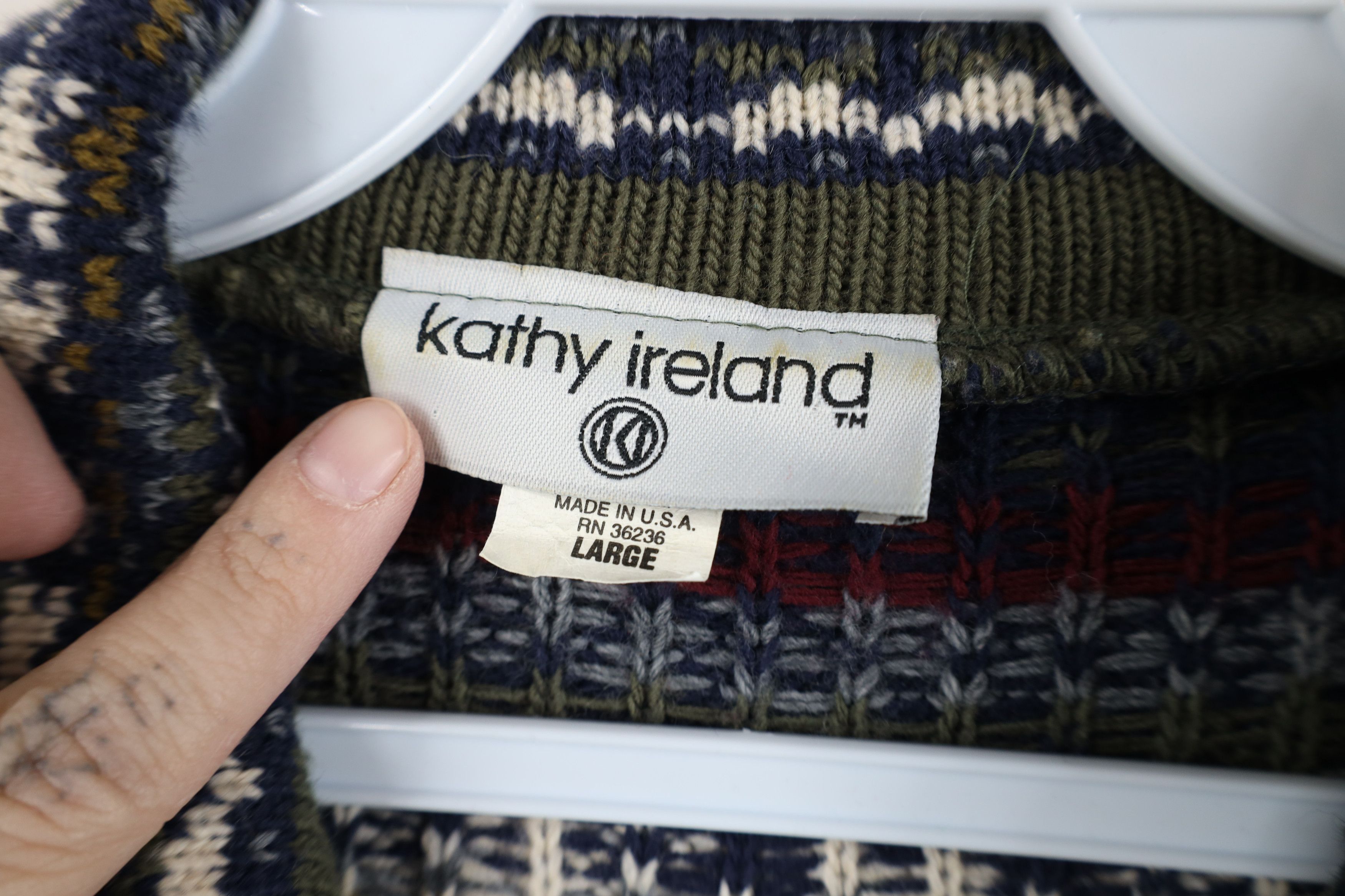 Vintage Vintage 90s Streetwear Fair Isle Knit Cardigan Sweater USA Size L / US 10 / IT 46 - 7 Thumbnail