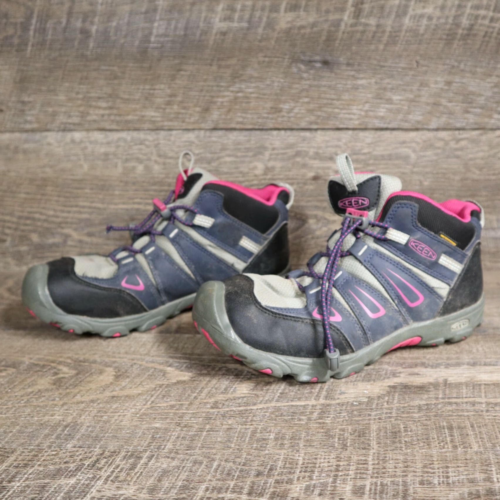 KEEN Keen hiking boots Women Blue Color 4 Oakridge Mid WP Bootie Rubber Upper 4 US Size 4 Women Style Colorful Size US 4 / IT 34 - 2 Thumbnail